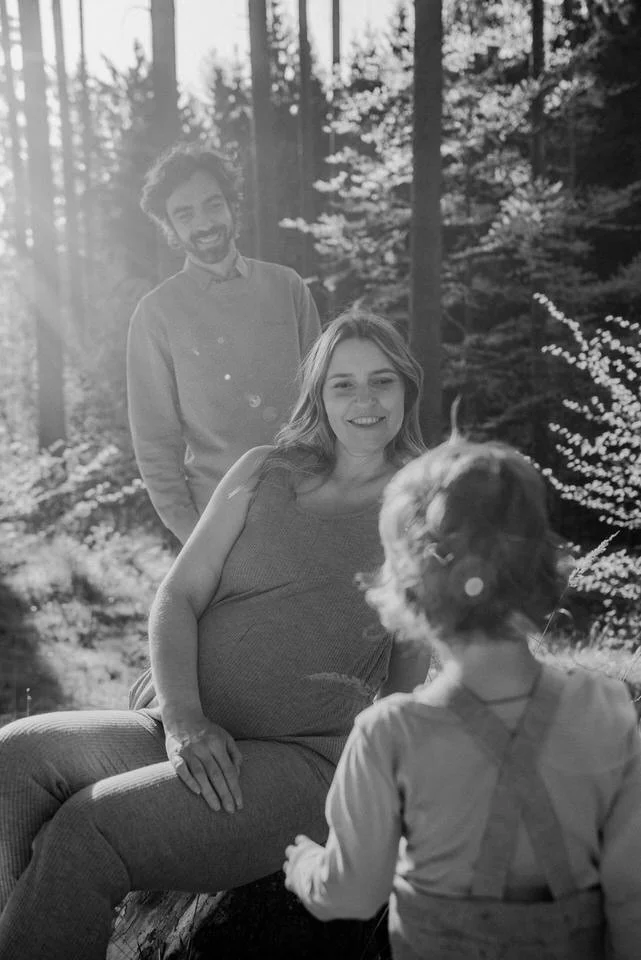 unposed family photos Vienna