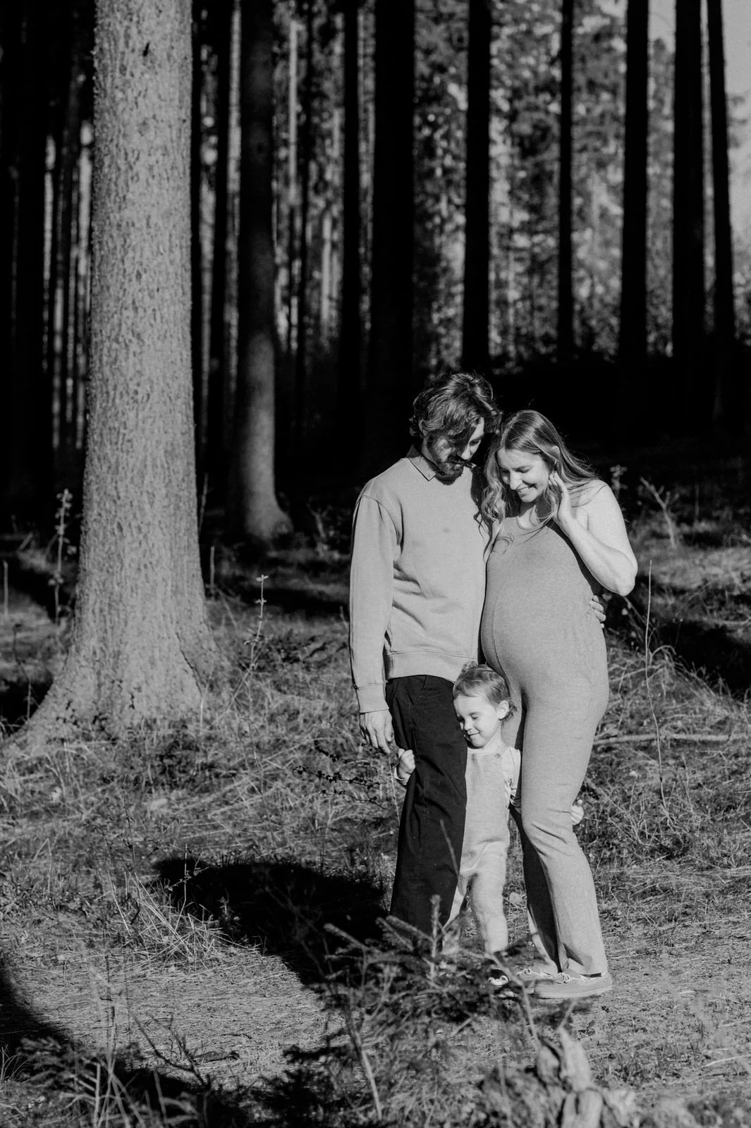 do we need to pose for family photos