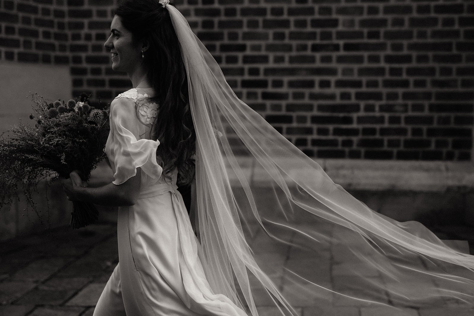 Candid wedding detail from an intimate Vienna wedding, photographed with a poetic and natural approach.