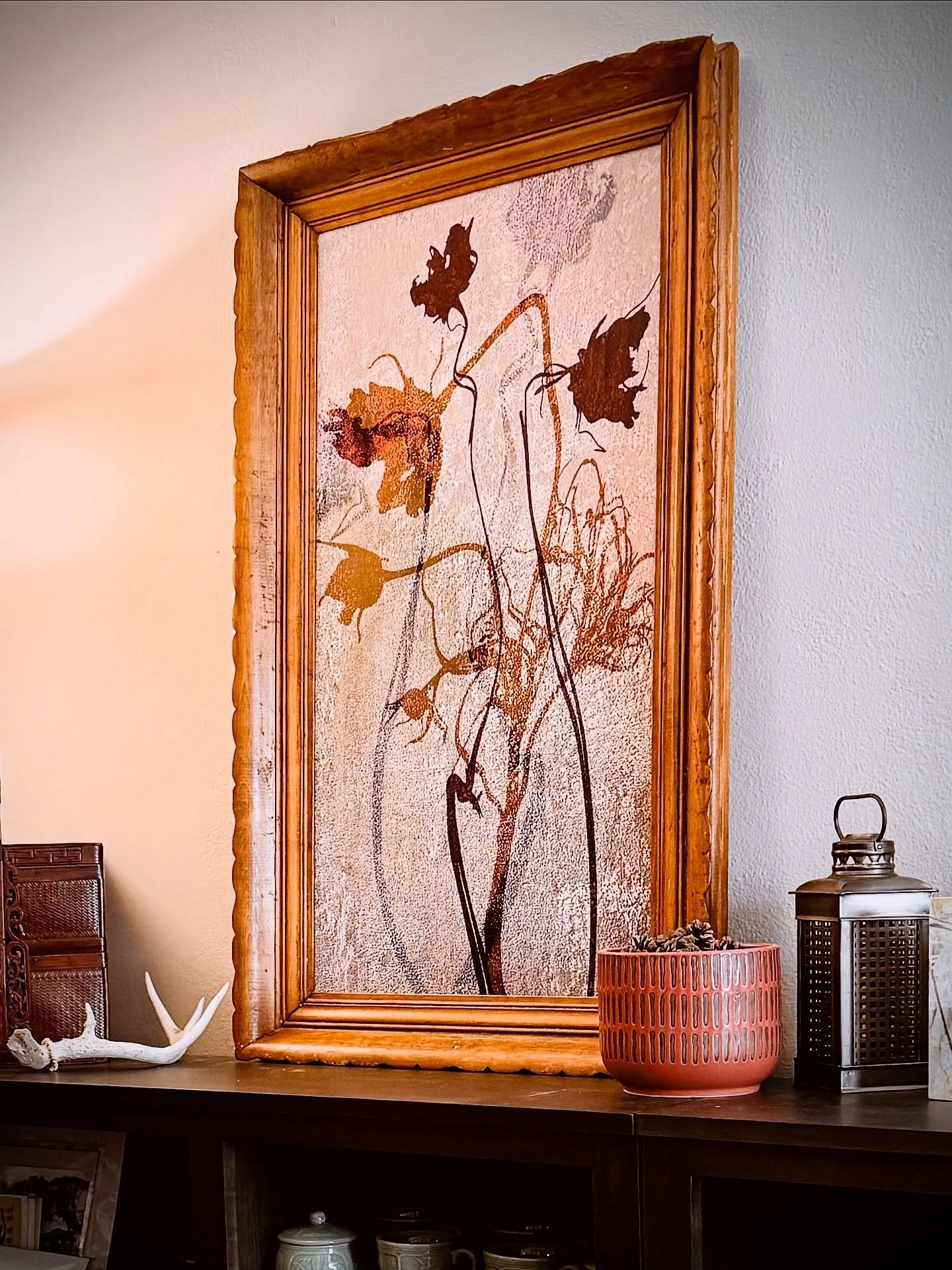 Custom artwork with incredible vintage frame. 💕🧡💕

Artwork by Cynthia Berg, 2025. Private collection.
