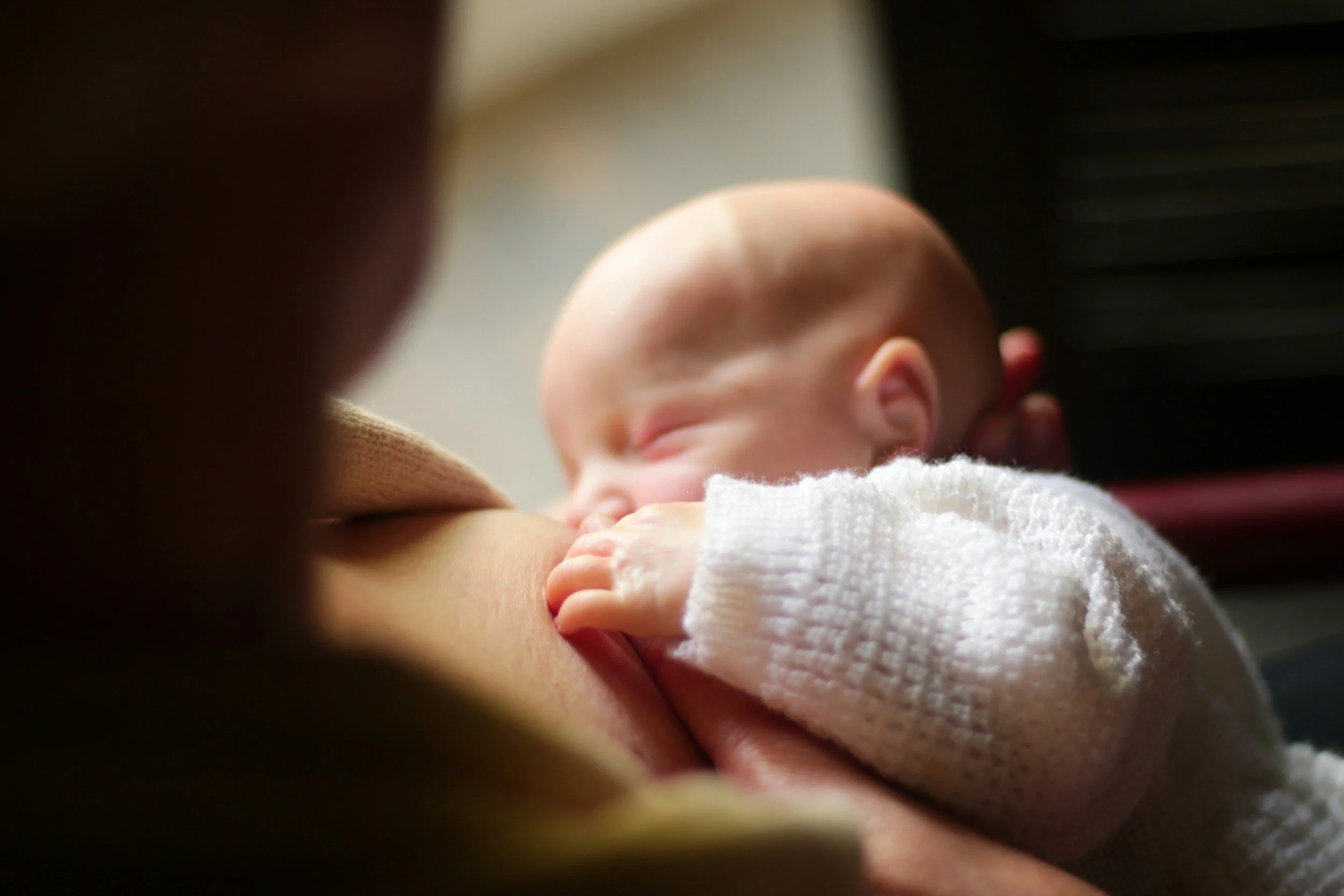 Should You Cluster Feed Before Bed? Here's the Approach I Actually Use
