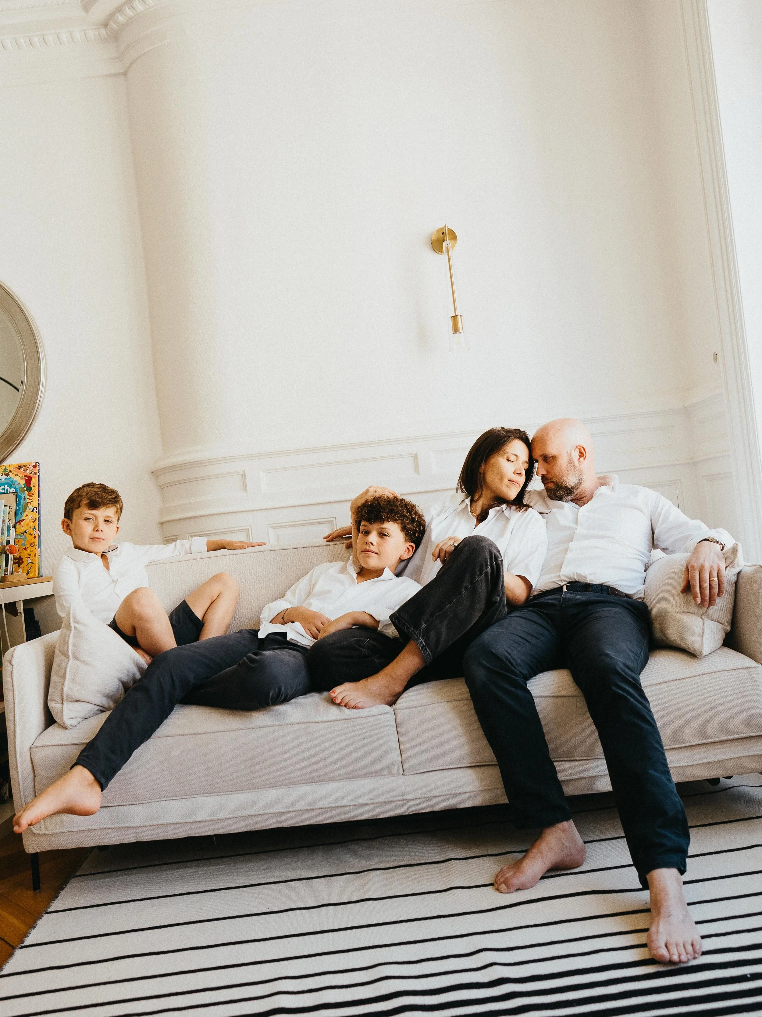 A chaque &acirc;ge, son portrait de famille 📸

Et oui, ce n&rsquo;est pas parce que vos enfants grandissent que les s&eacute;ances photo deviennent moins importantes :)
Je dirais m&ecirc;me que plus les enfants s&rsquo;&eacute;loignent doucement de 