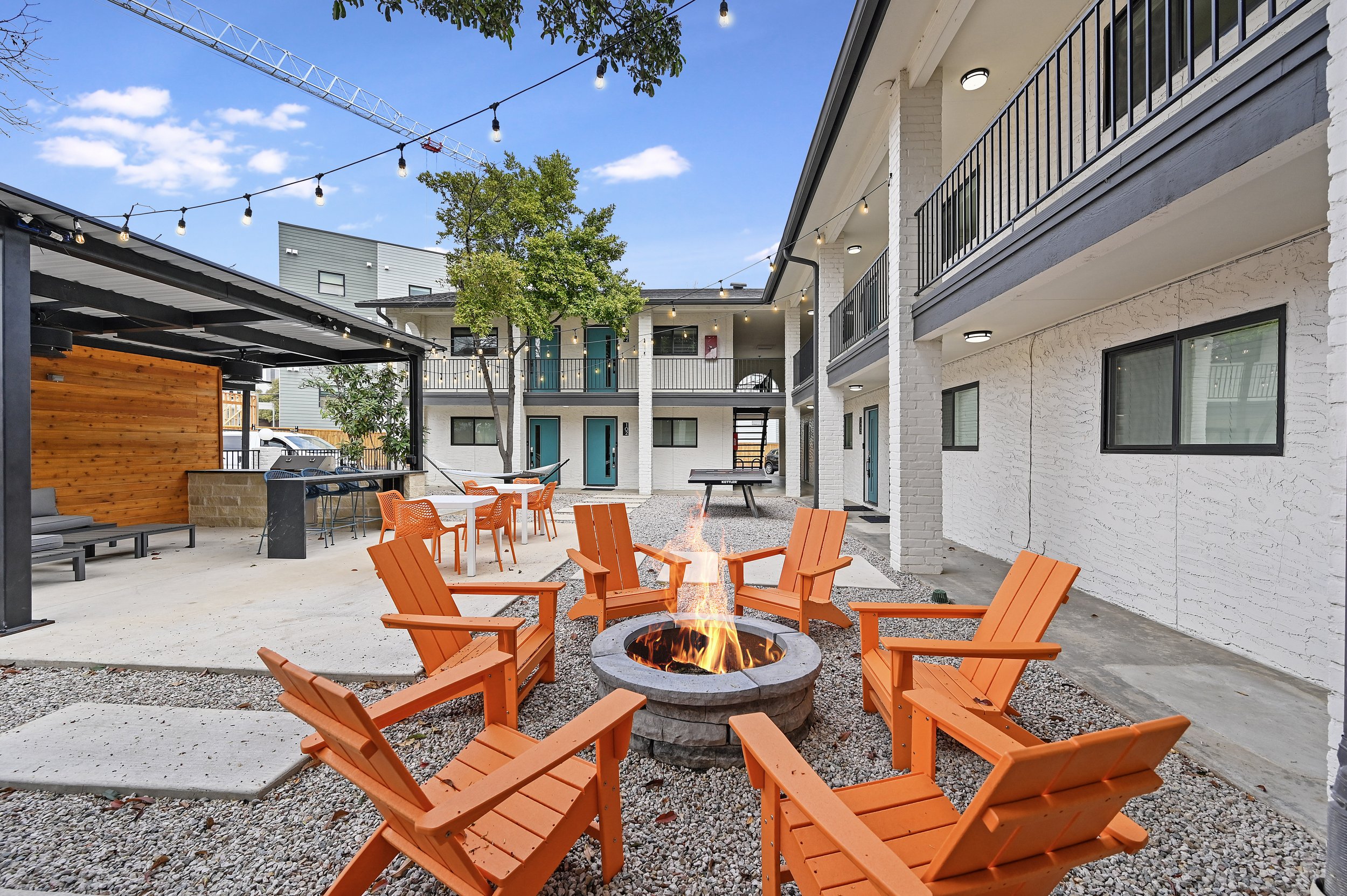 14-Community Area-Firepit.jpg