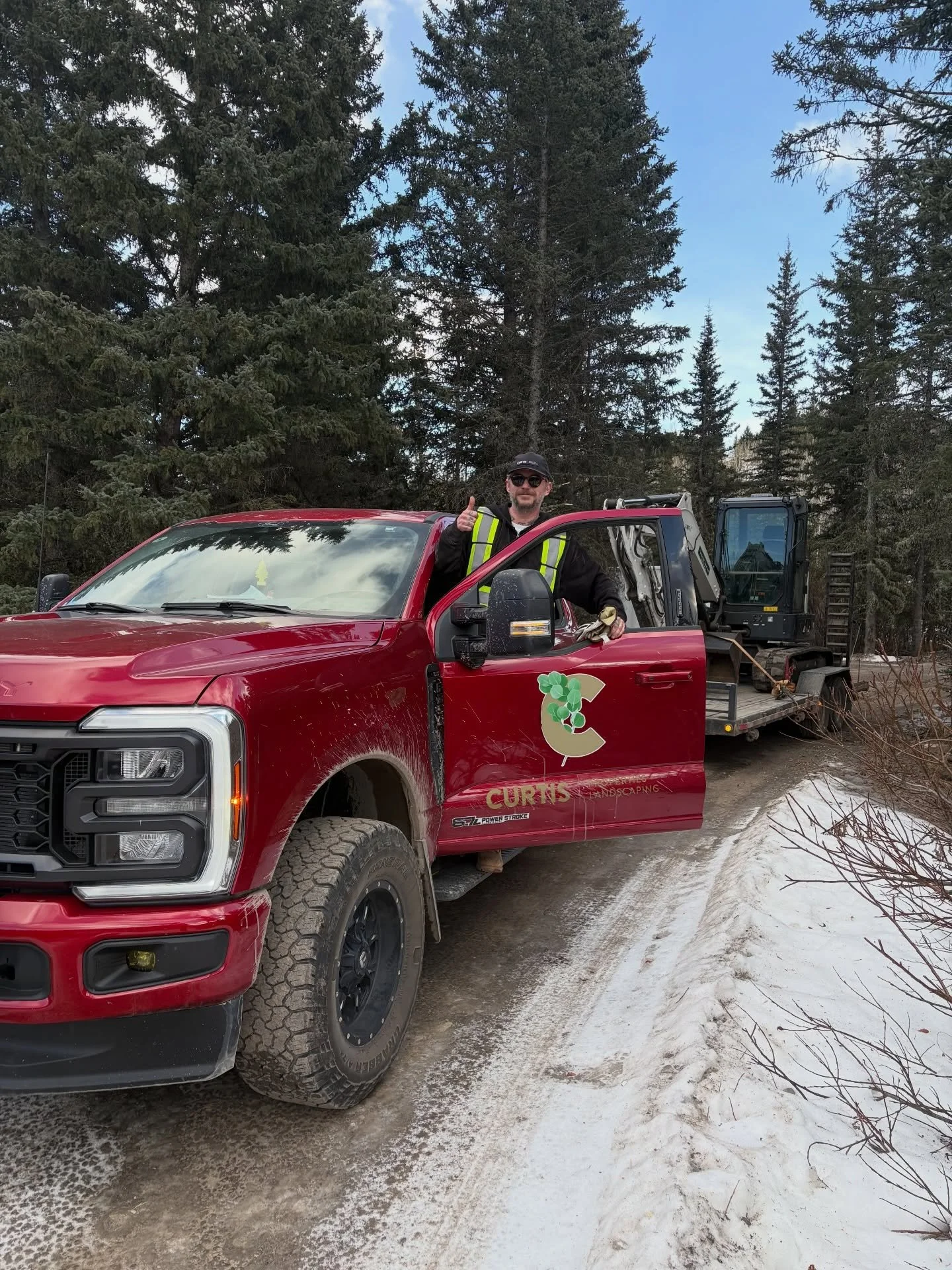 A week well spent. 🚜

When you end your week and you&rsquo;re in no rush to get to the pub you know you&rsquo;re doing the right thing.
The dirtier the work - the happier the Curtis&rsquo;s. 

Reach out to us for your landscaping projects this summe