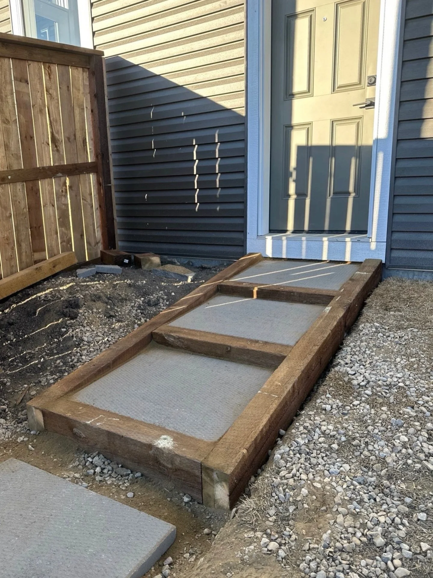 ✨Simple Upgrades✨

 Sometimes the most simple upgrade makes all the difference. A lot of new properties in Cochrane are left without simple access to side doors (or even main back doors) give us a call and we can help come up with a budget friendly o