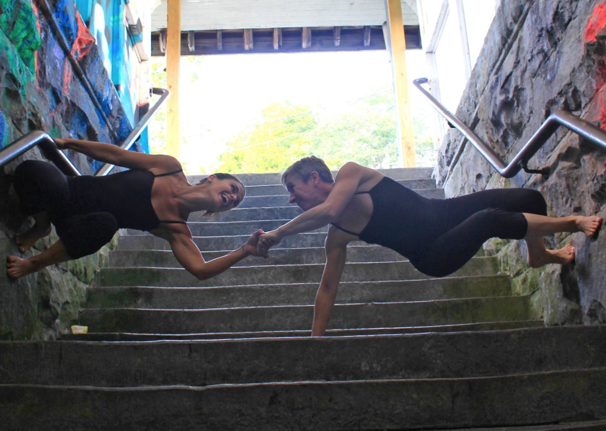 GiBa Graphic Designer - MAX Headshot