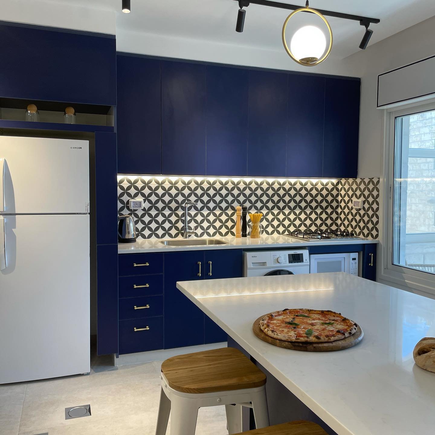 Blue Anchor Apartment