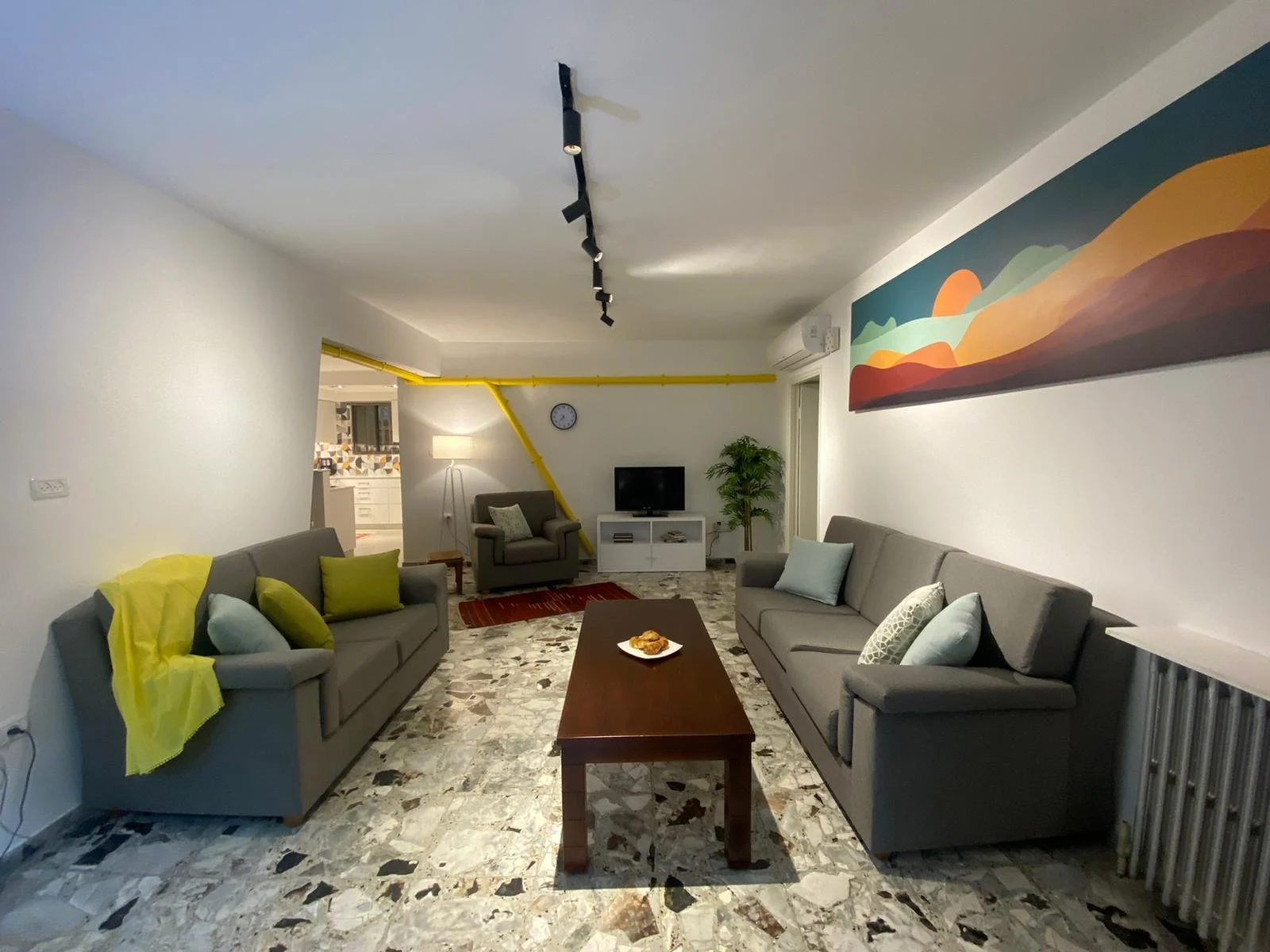 30f510f3-2d4a-4cf2-b5ca-10bea2f37090.jfif