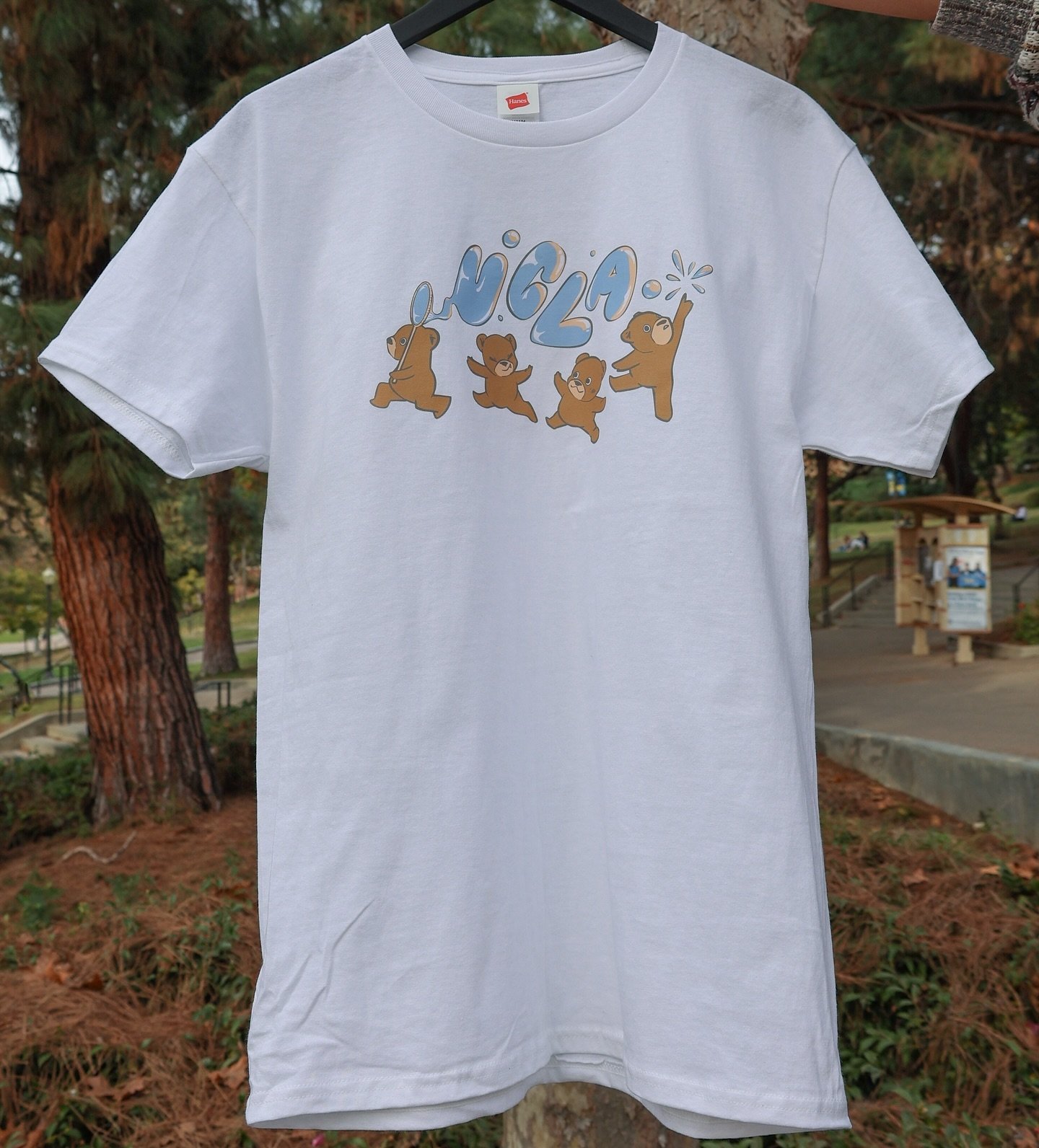 The votes are in! The winner of the 12th Annual ASUCLA T-Shirt Design Contest is... Scott Park (@squatpawk)🎉👏 The winning design will be available at the UCLA Store in early Winter Quarter, so stay tuned to our channel for more information.😄🐻💙

