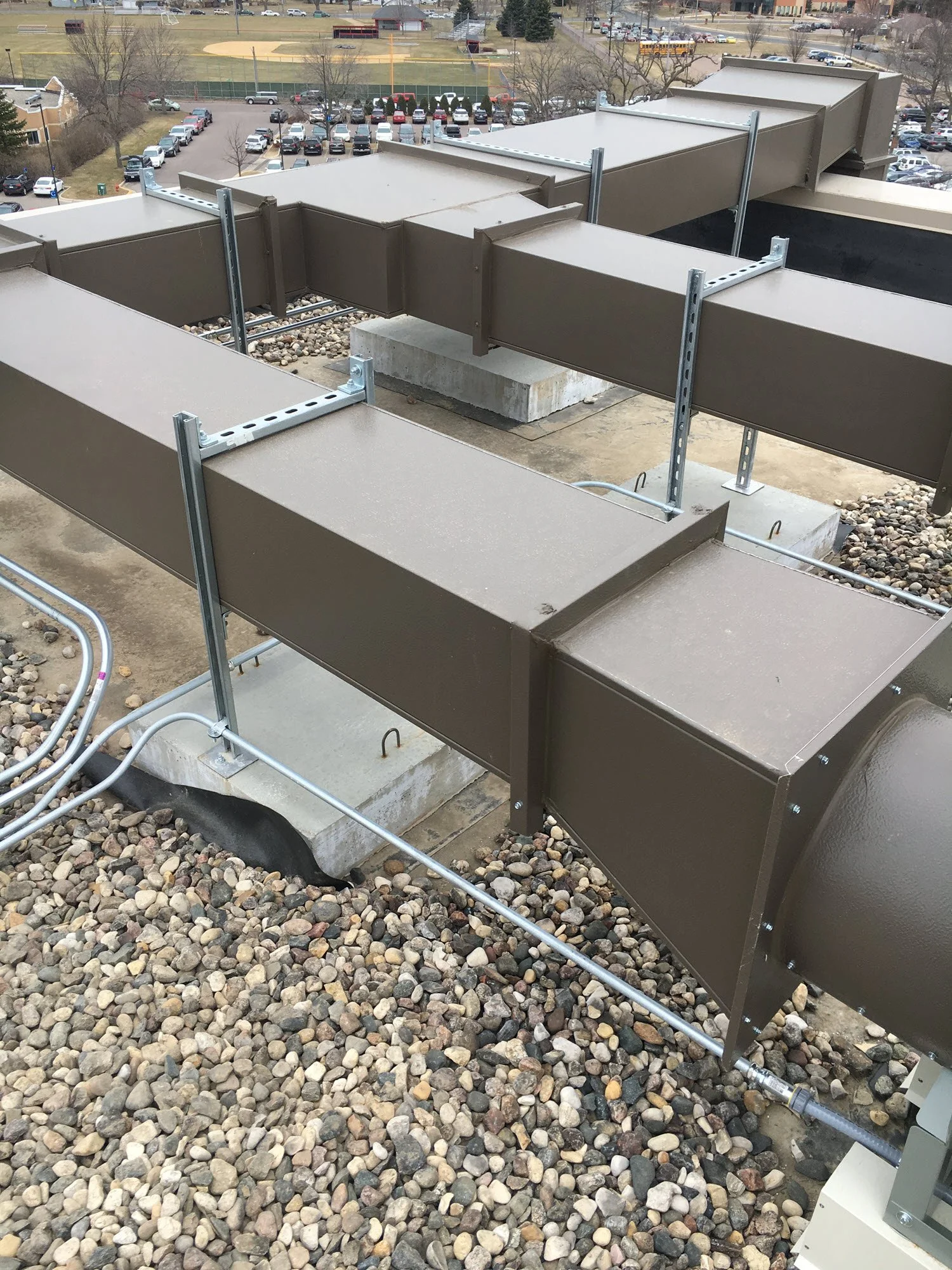 Rooftop Pro-R ductwork, Mayo Hospital and Clinic, Mankato 