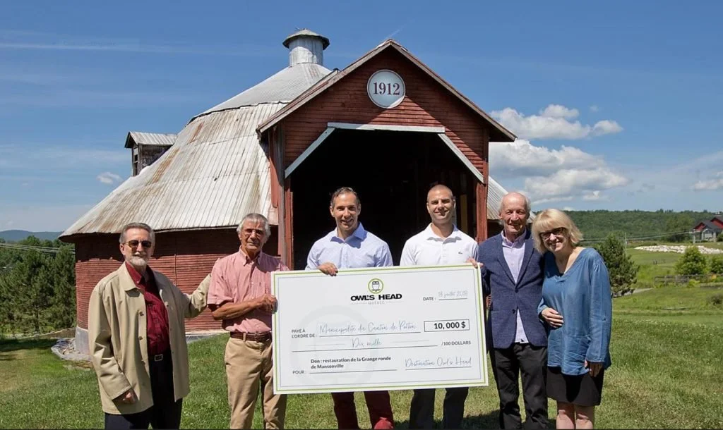 Restauration d’une grange ronde patrimoniale – Don de 10 000 $ de Destination Owl’s Head