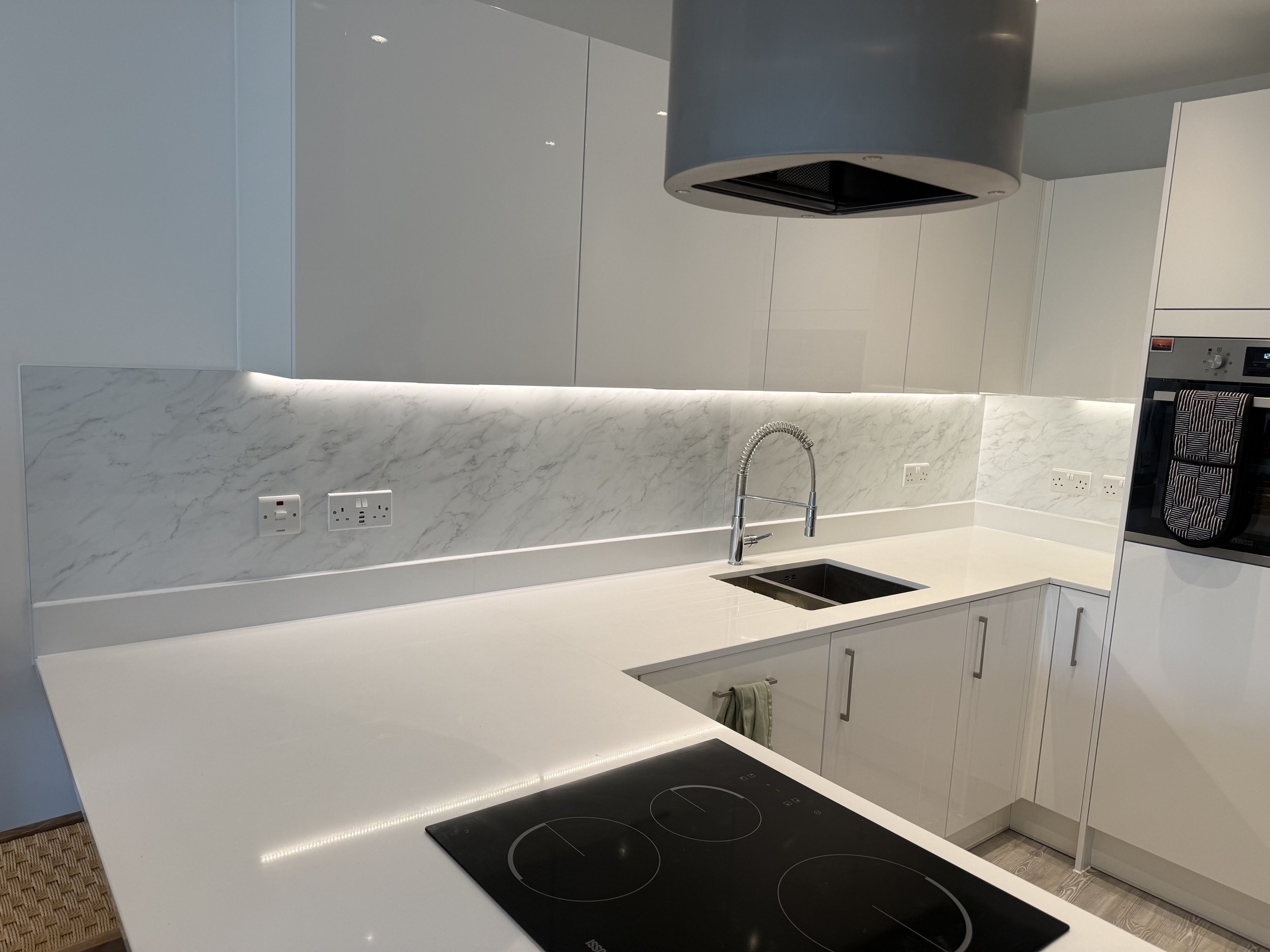 Abdirahman Ahmed - custom printed marble aluminium splashback 3.jpeg