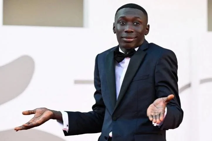 Khaby Lame devient une licence IA à près d’1 milliard de dollars 