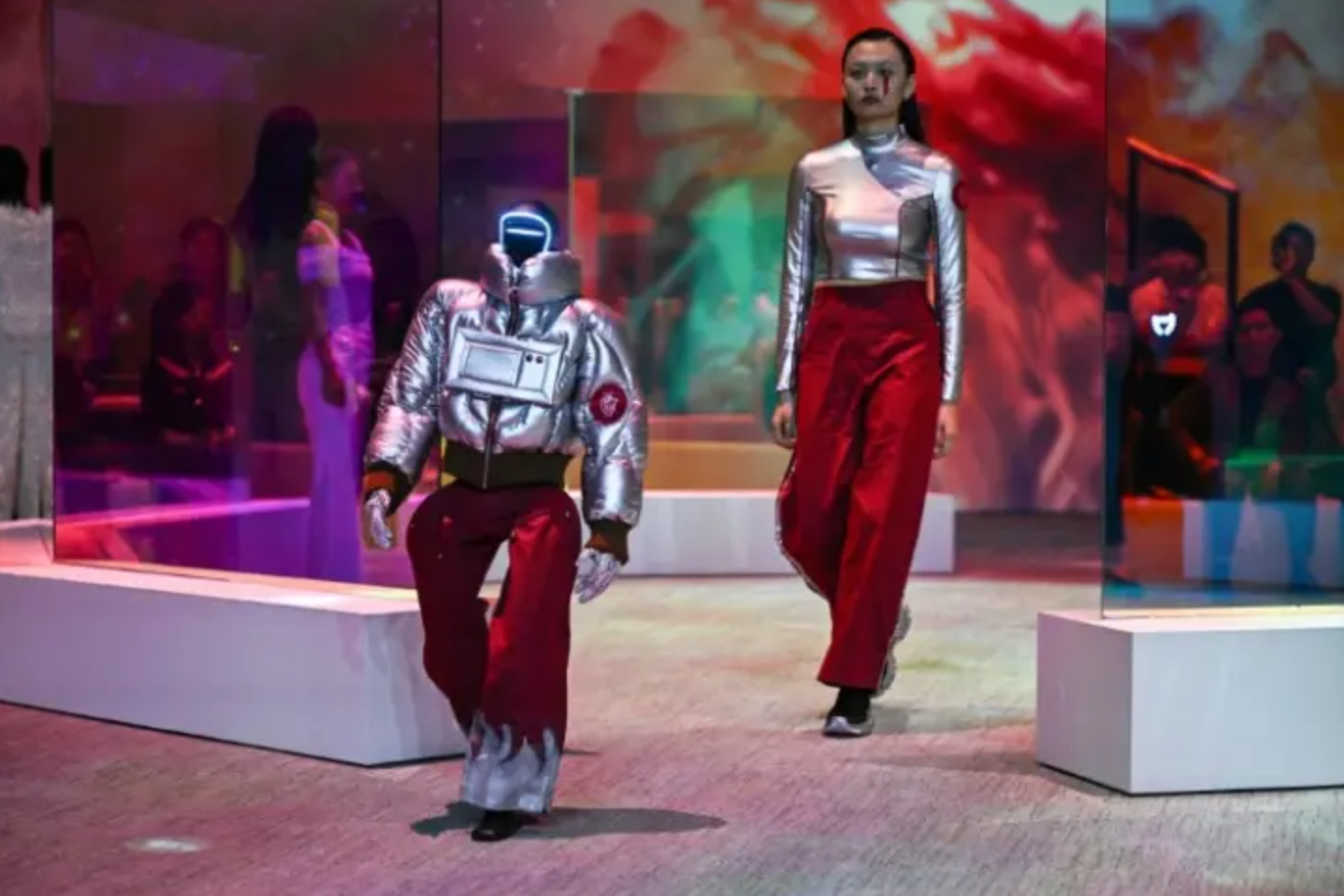 « Les robots ont besoin d’être habillés » : la mode rencontre l’IA à Séoul