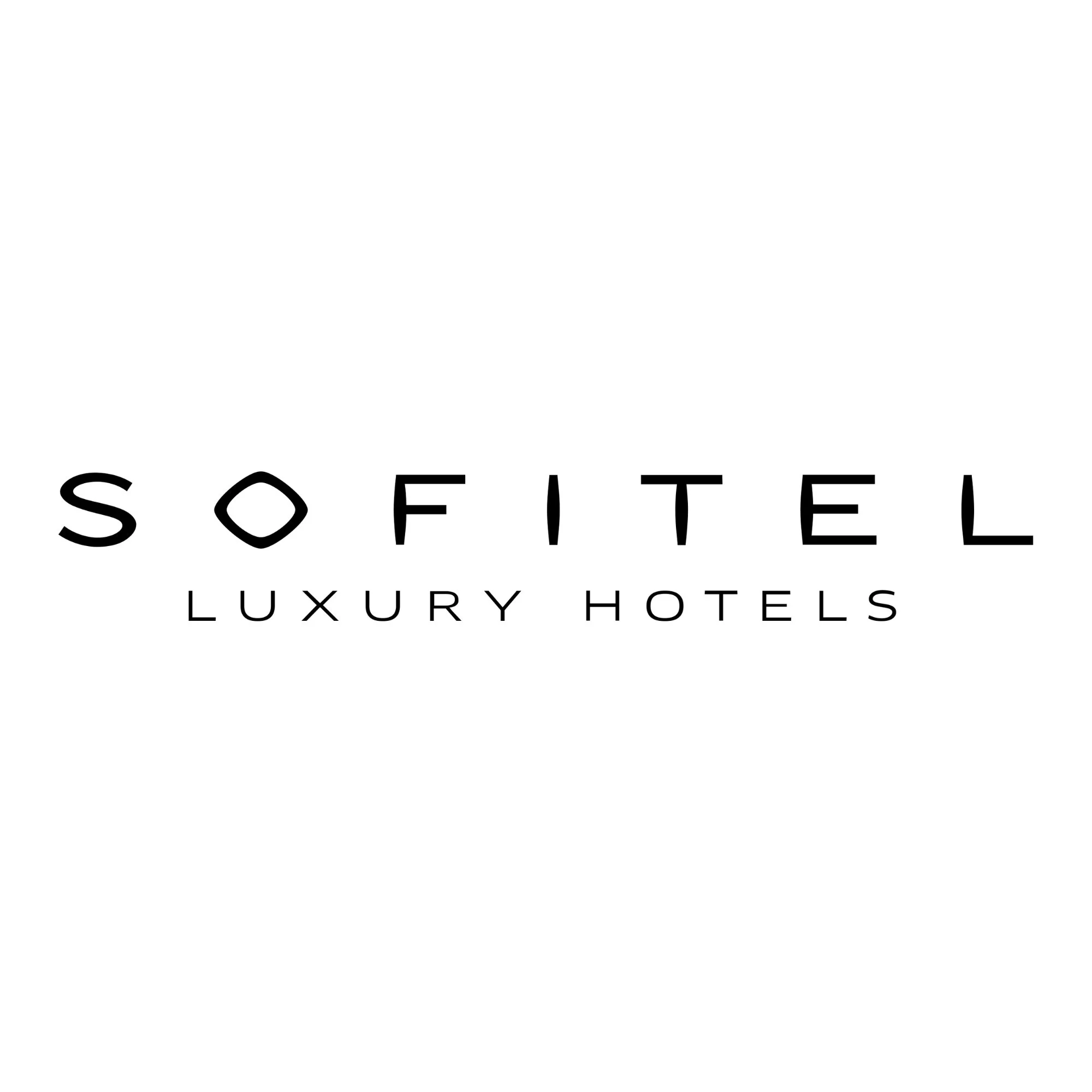 Logo d'un hôtel de luxe appelé Sofitel, avec le slogan 'Luxury Hotels' en dessous.