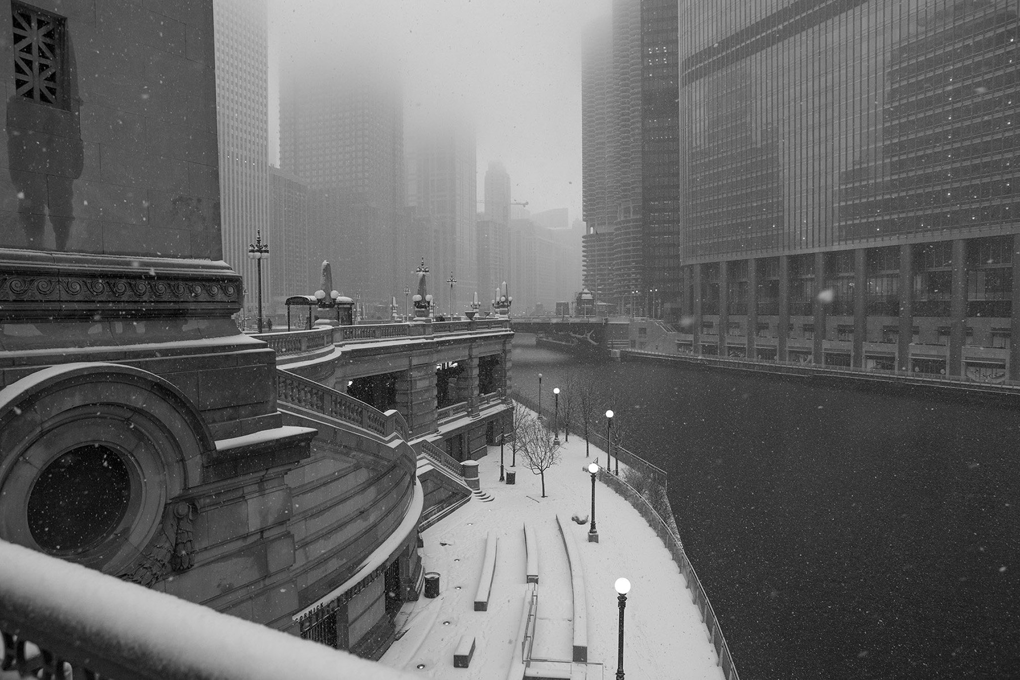 BW_Chicago01_2k.jpg