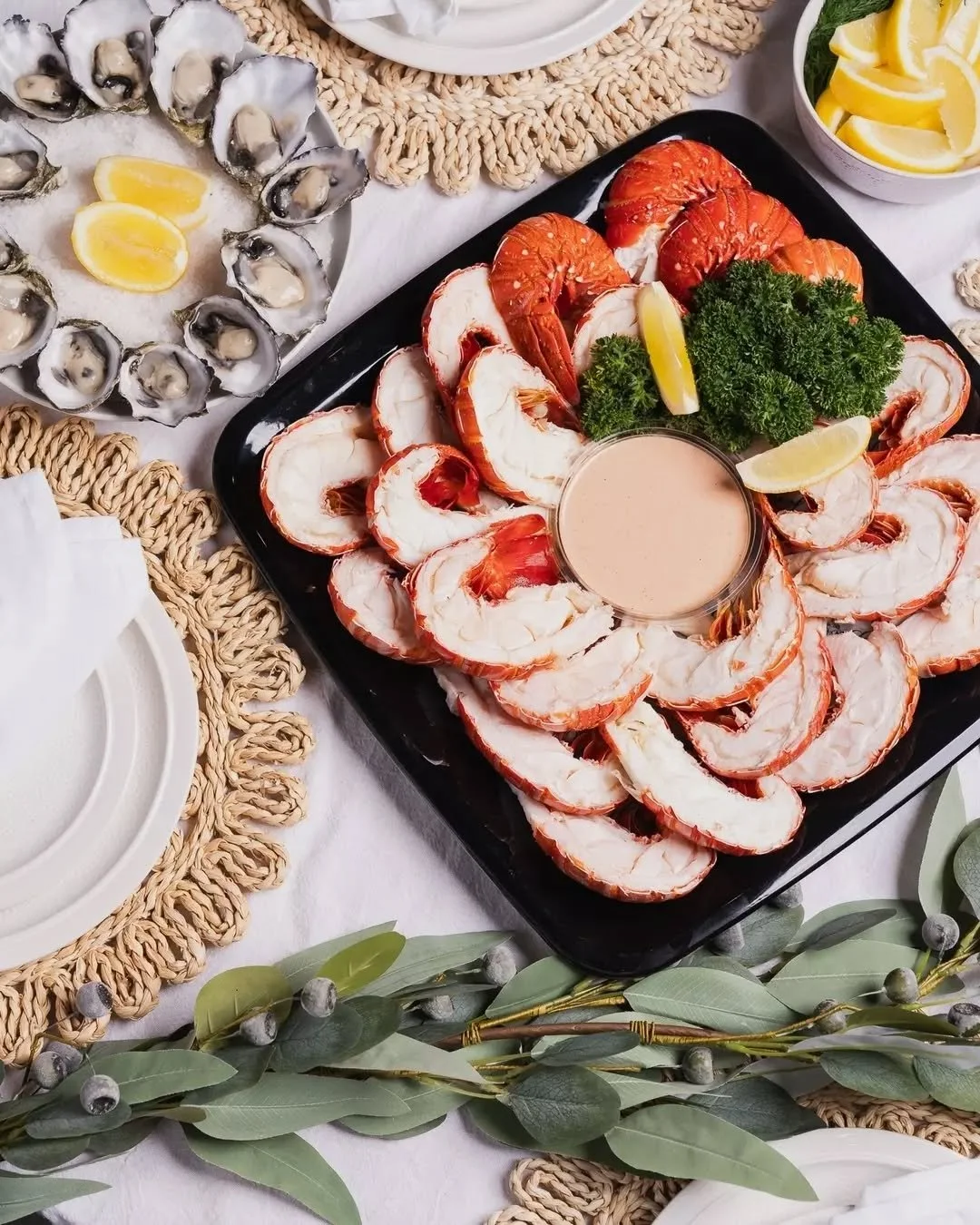 Kailis @kailisbrosleederville is celebrating its 100th Christmas and honestly&hellip; it feels special to be part of it! 🎄

We&rsquo;ve all got memories tied to this place. Some date back to childhood trips to the original Northbridge store, Christm