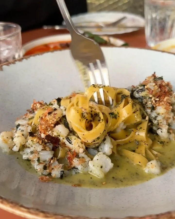 Easter long weekend, Appetite edition. Four days to eat...

✨ Laura went for tagliolini con i gamberi with Shark Bay tiger prawns at @testun.bar
✨ Jade kept it classic with fish and chips from @piscarifishchips on Good Friday
✨ Leila enjoyed a homema