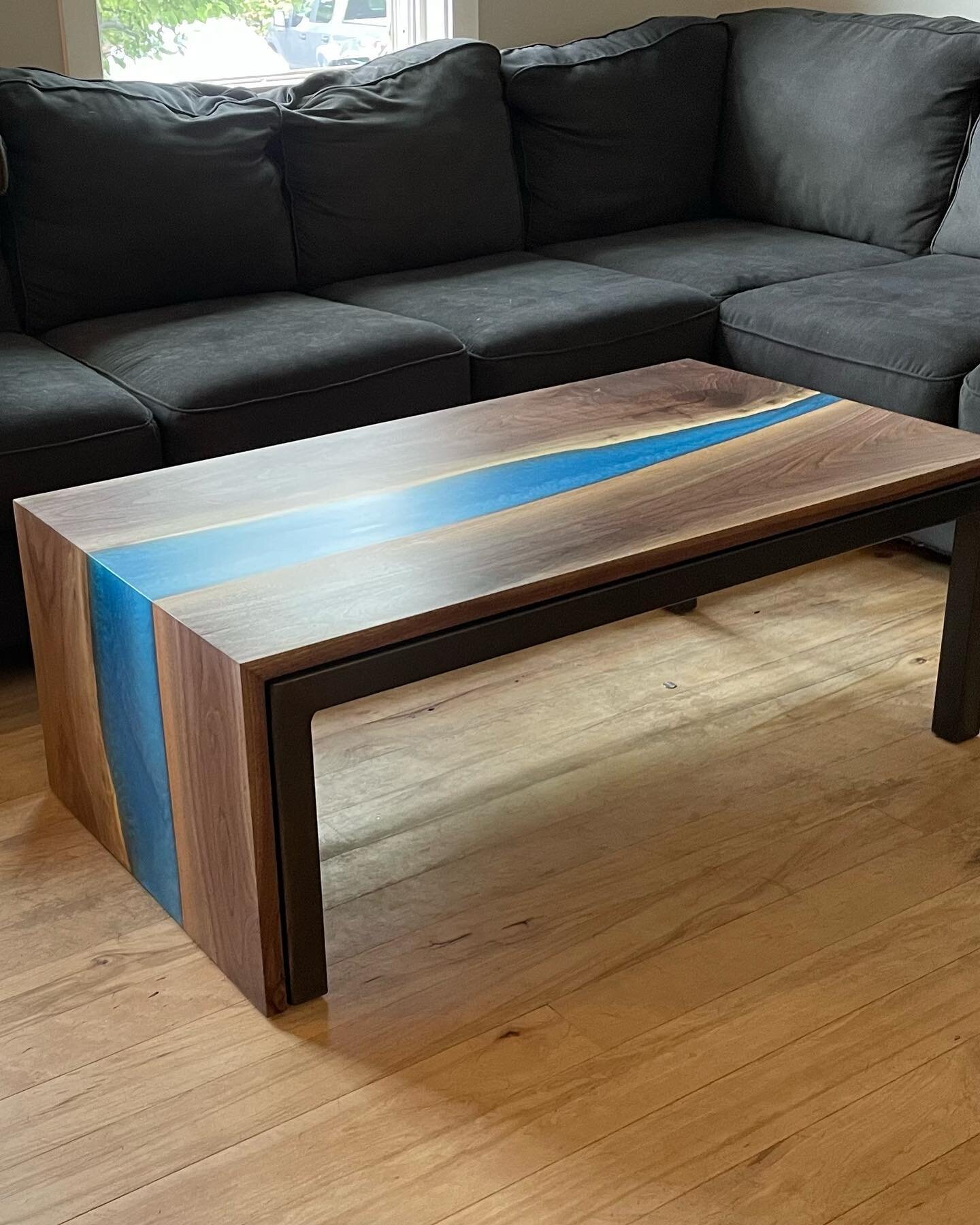 Epoxy walnut coffee table is up for grabs. It measures 18&rdquo;H x 26&rdquo;W x 48&rdquo;L. Message me if you are interested