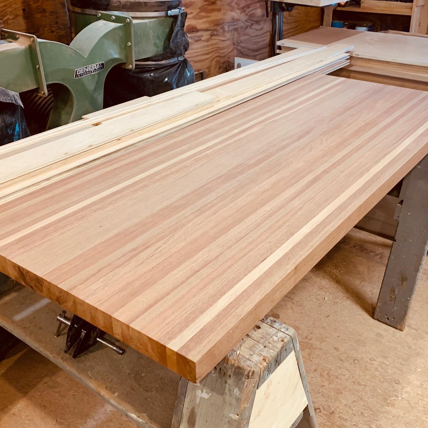 For sale: 29&rdquo; x 70&rdquo; Mahogany Edge grain countertop. 2&rdquo; thick. Top hasn&rsquo;t been finished yet so it can be wider if your interested!!
