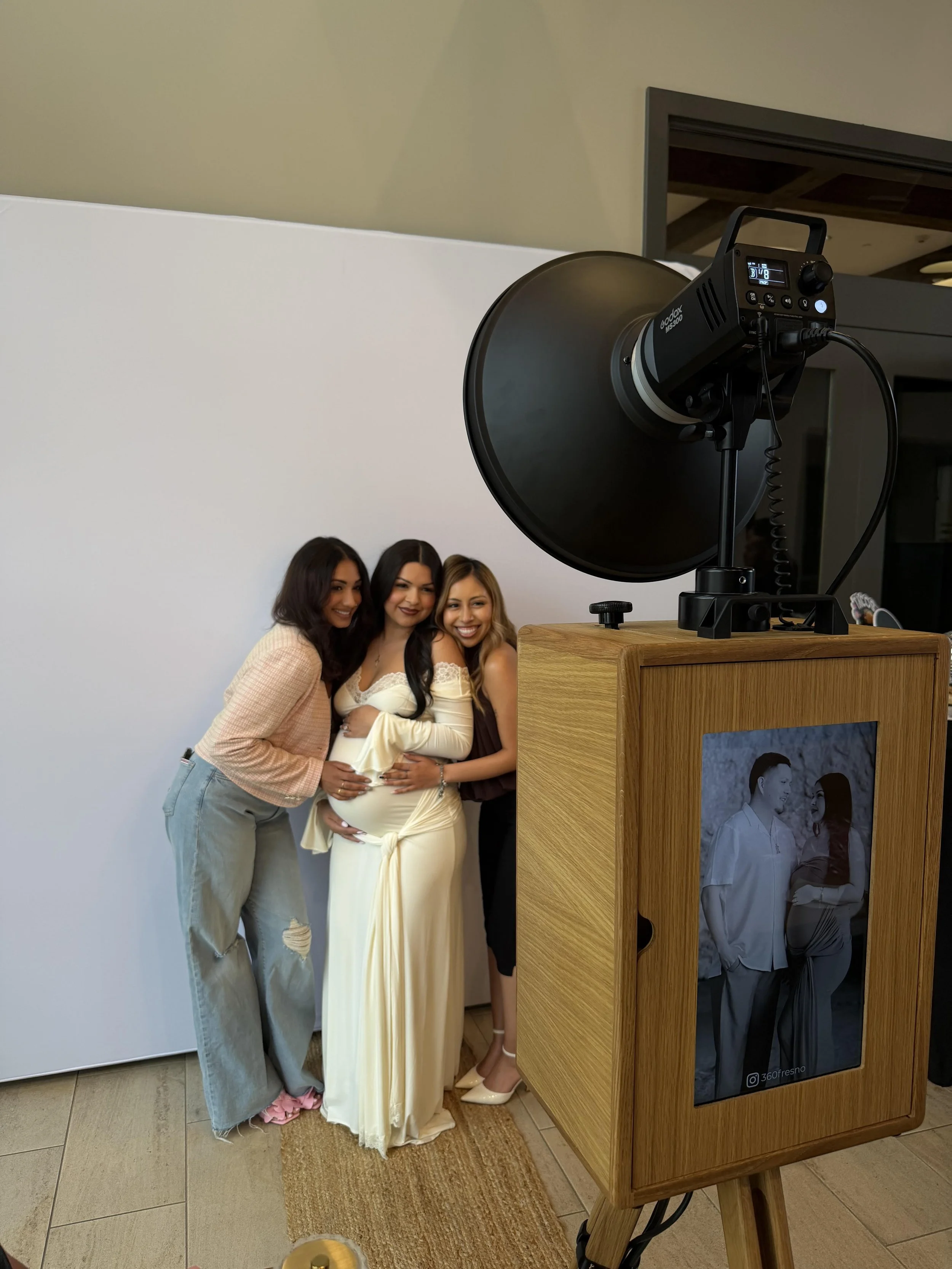 Why Every Quinceañera in Fresno Needs a Photo Booth
