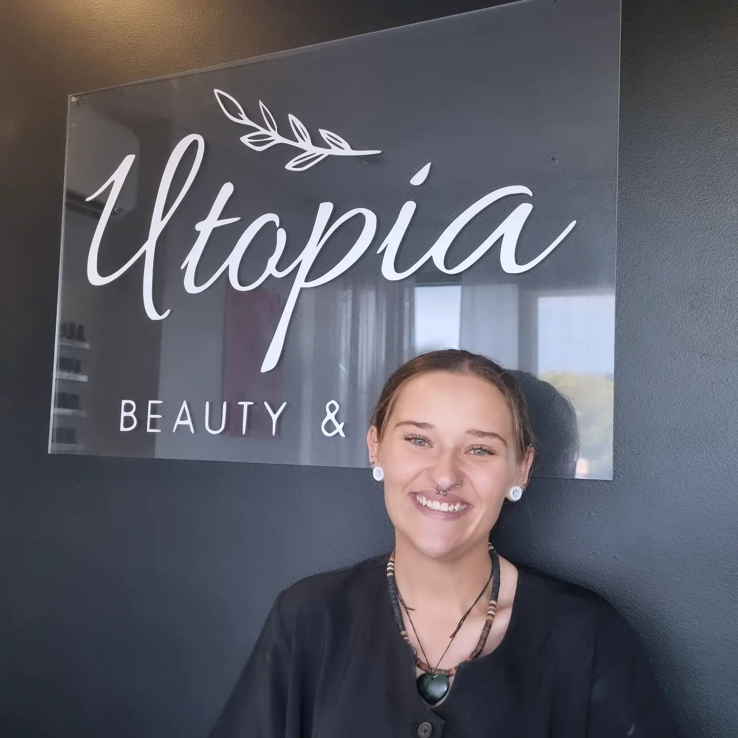 So excited to announce Cheyenne will be joining me in the salon Mondays, Tuesdays and Wednesdays. 

She is a fully qualified Beauty Therapist and has available appointments for massage, all types of facials and waxing. 

Be sure to pop in and say hi!