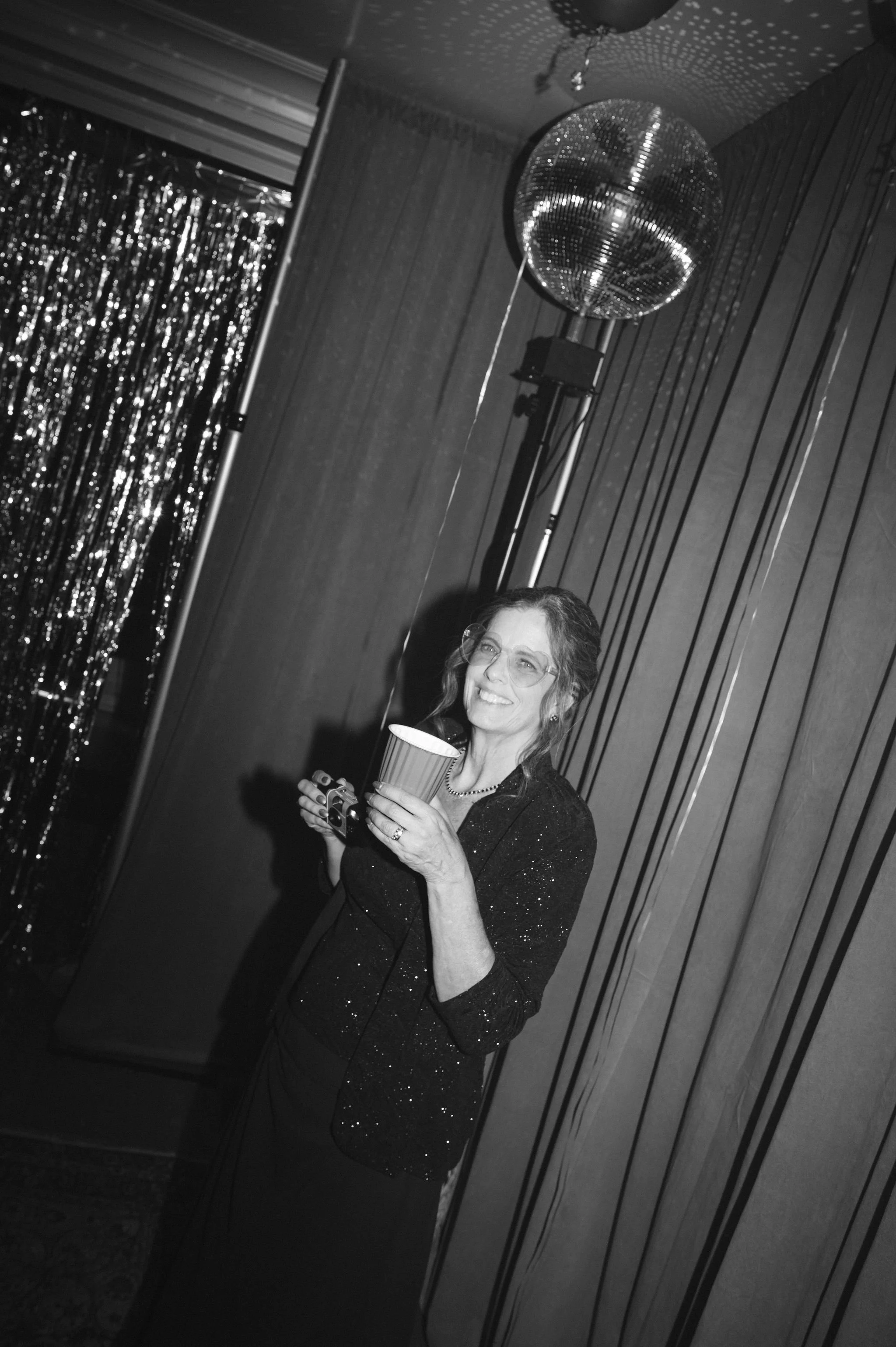 Admirals-House-Wedding-Seattle-Photographer-030.jpg