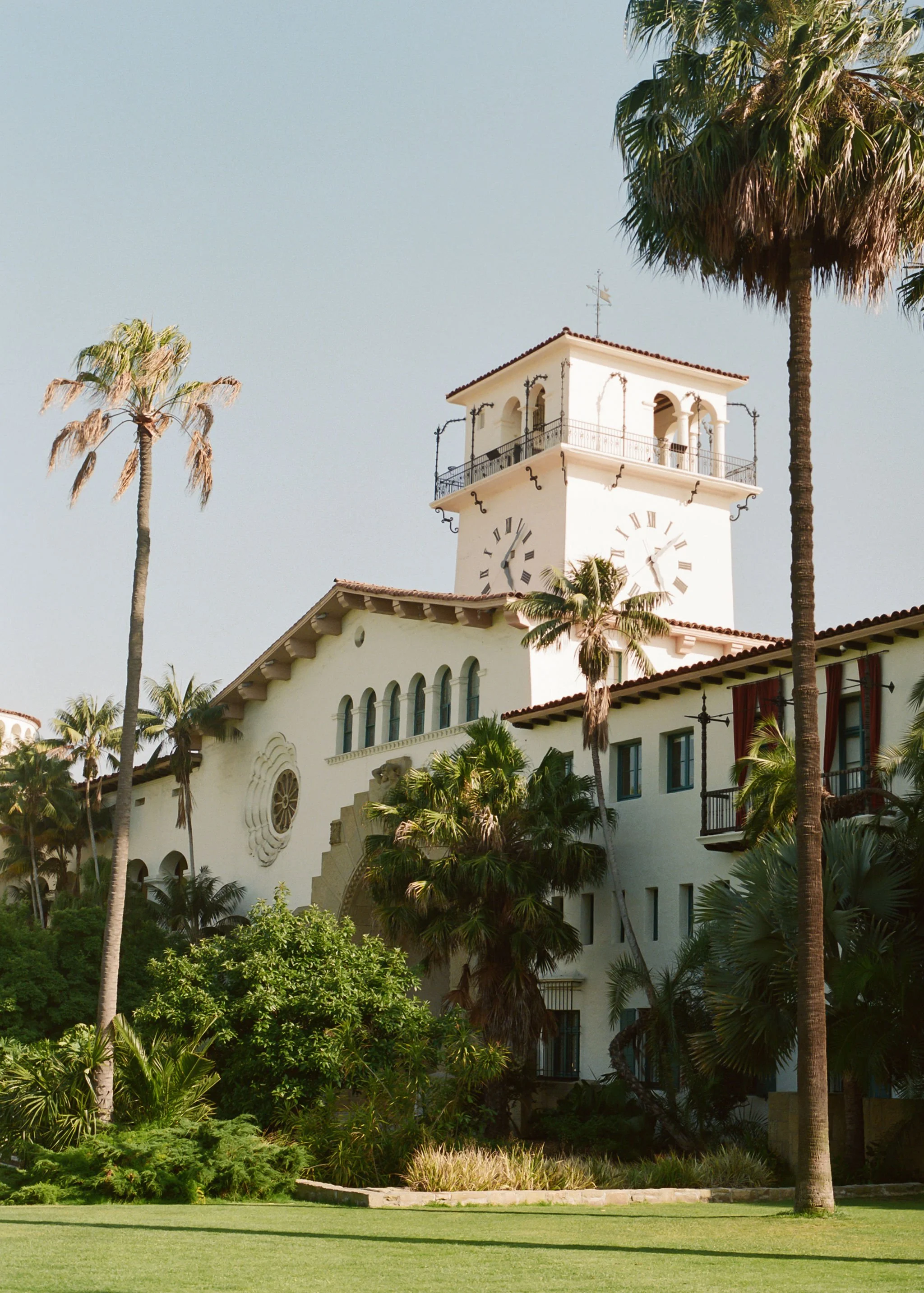 Santa-Barbara-Court-House-Wedding-001.jpg