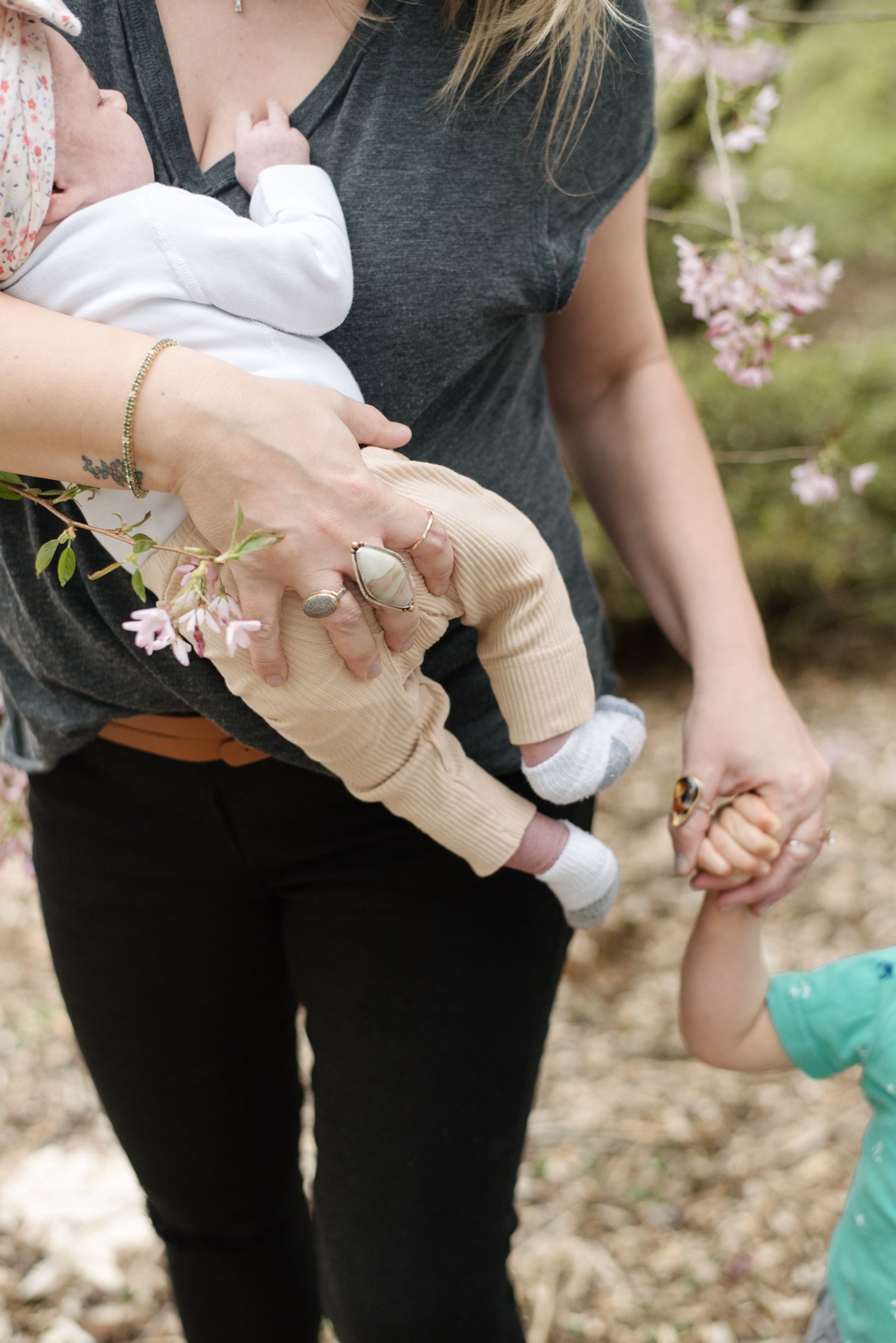 Seattle-Mini-Sessions-Cherry-Blossoms-NYC-6.jpg