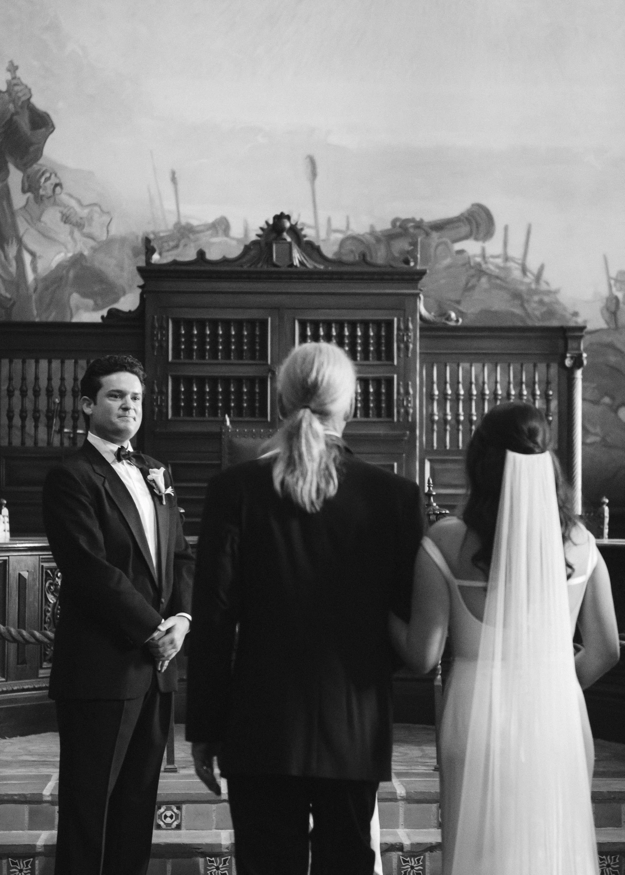Santa-Barbara-Court-House-Wedding-021.jpg