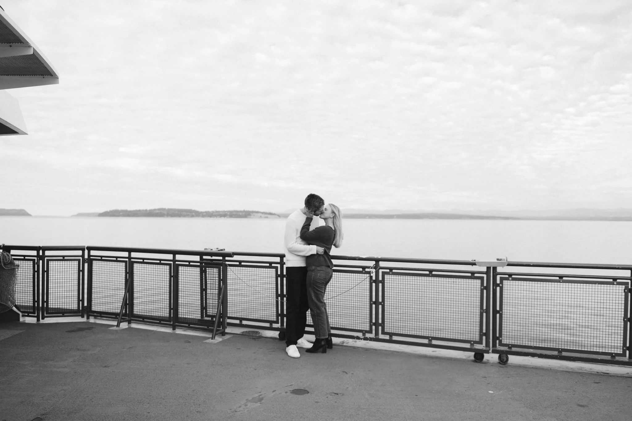 Whidbey-Island-Engagement-Session-008.jpg