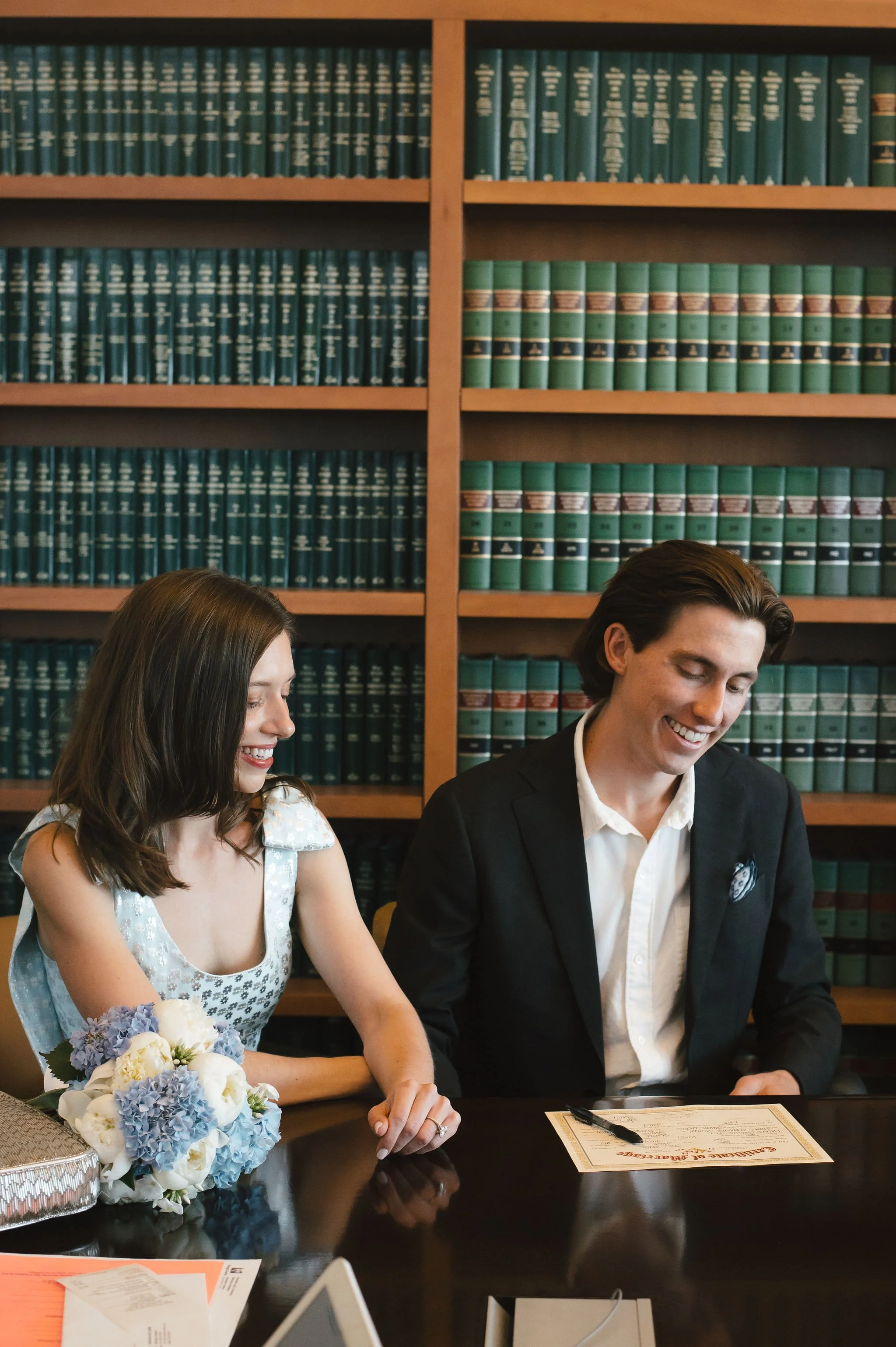 Seattle-Courthouse-Elopement-028.jpg