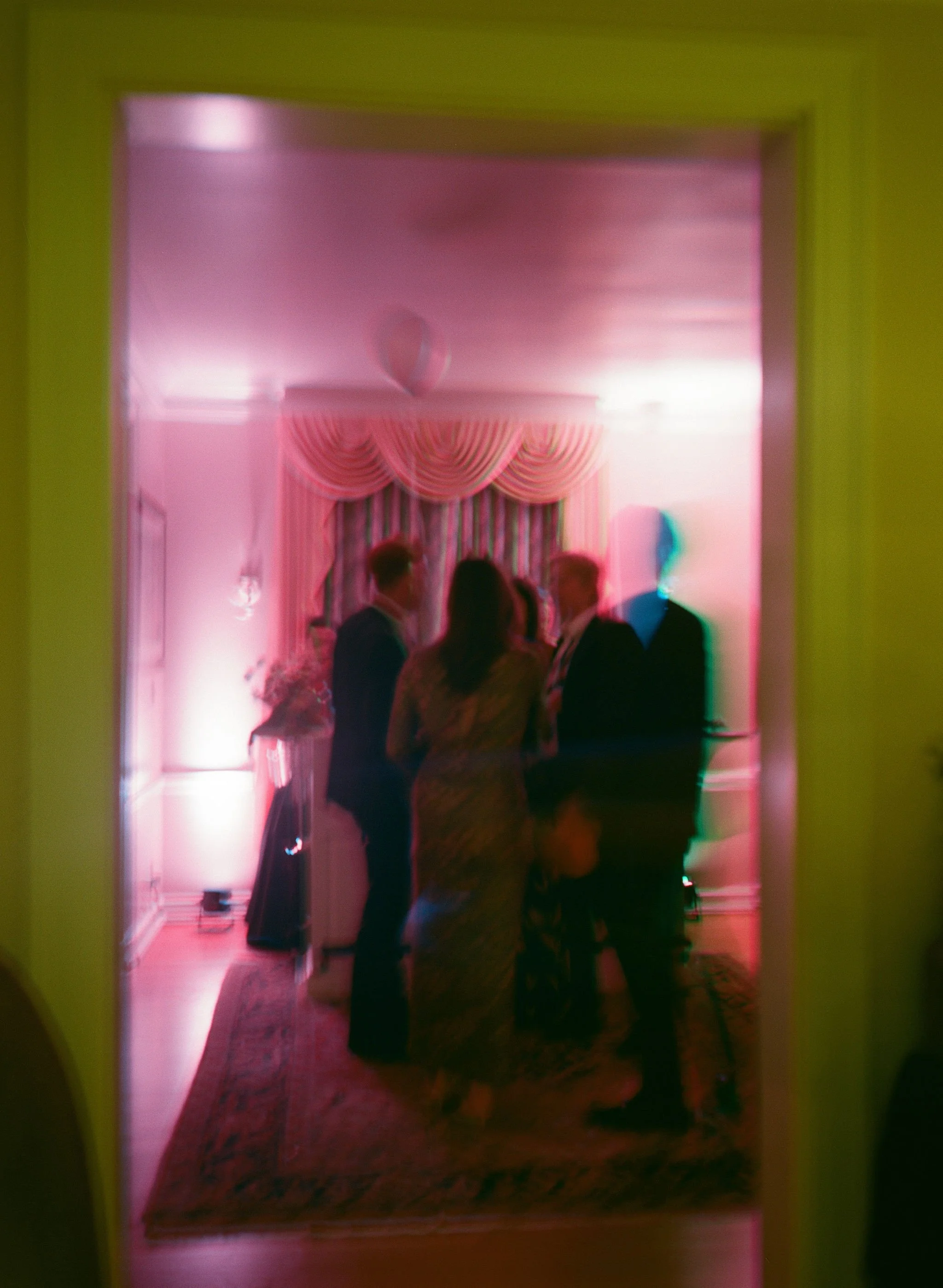 Admirals-House-Wedding-Seattle-Photographer-012.jpg