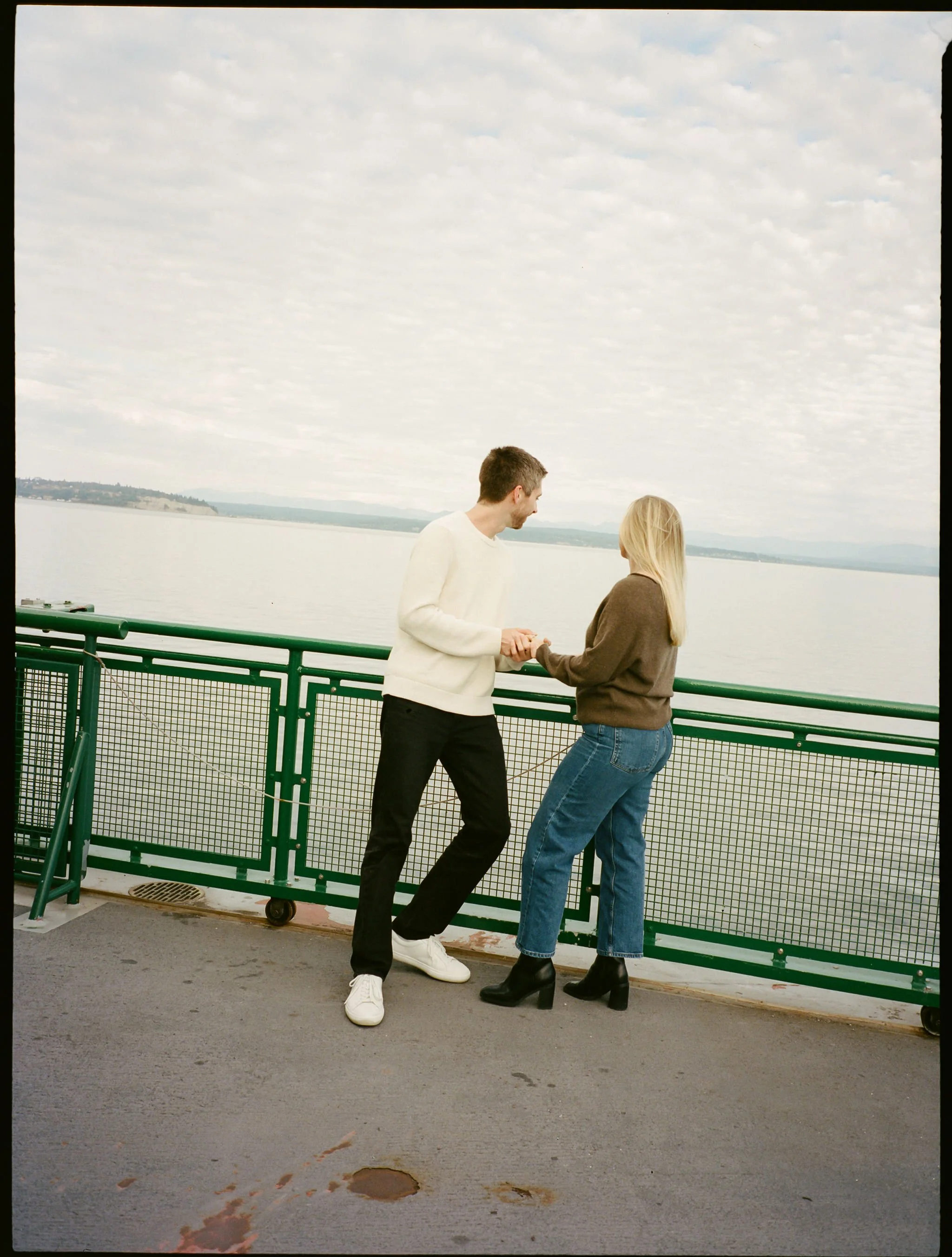 Whidbey-Island-Engagement-Session-004.jpg