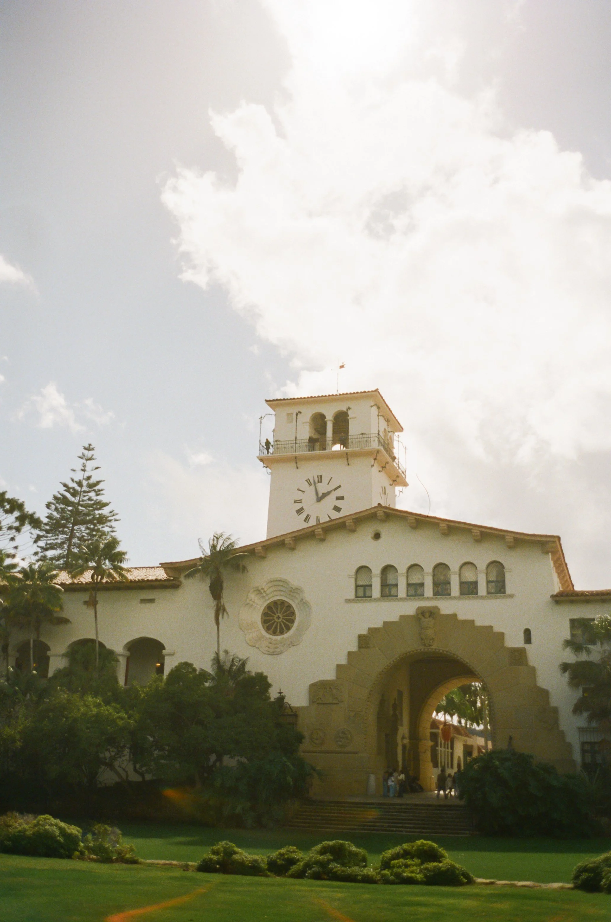 Santa-Barbara-Courthouse-Elopement-002.jpg