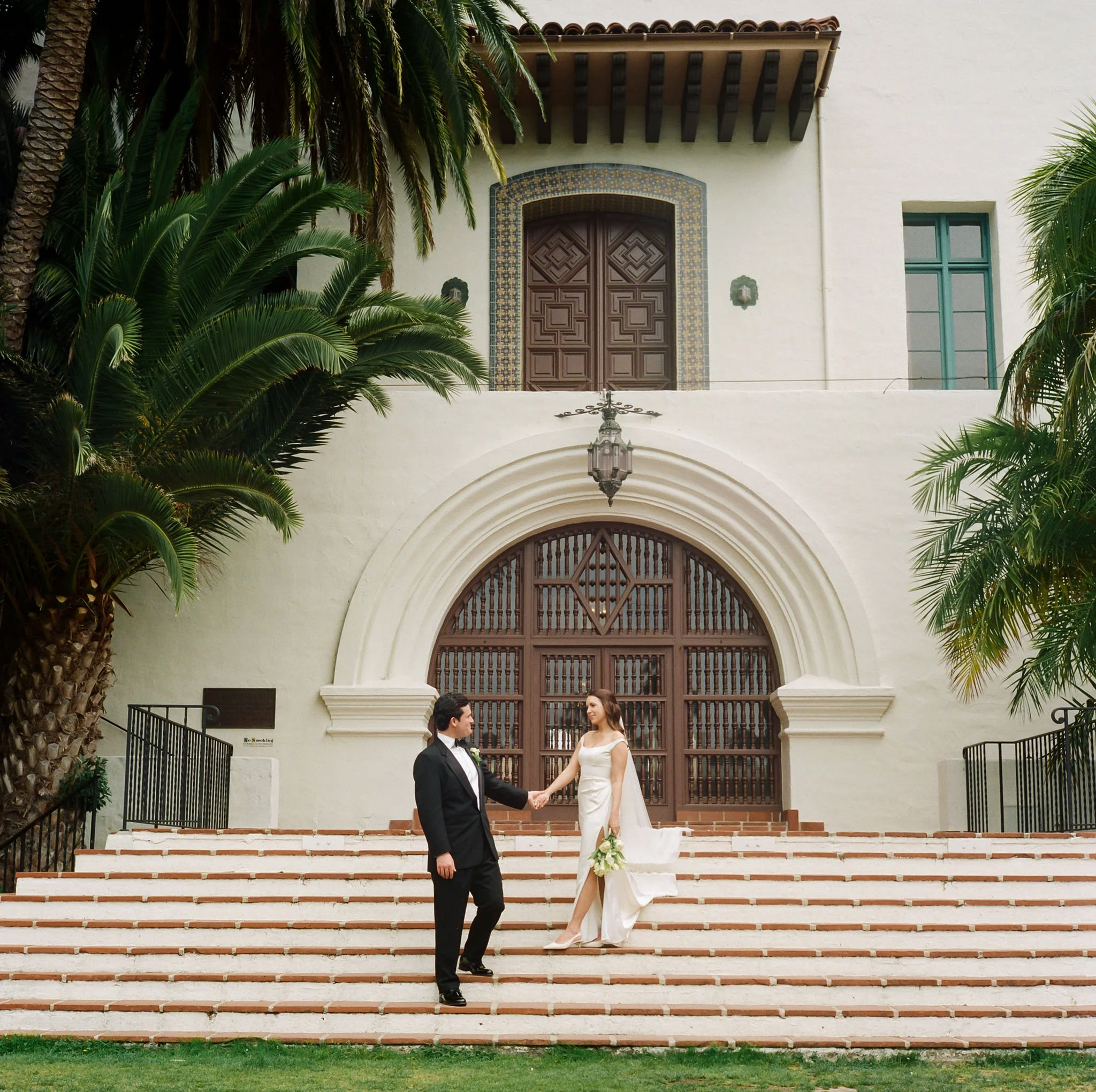 Santa-Barbara-Court-House-Wedding-010.jpg