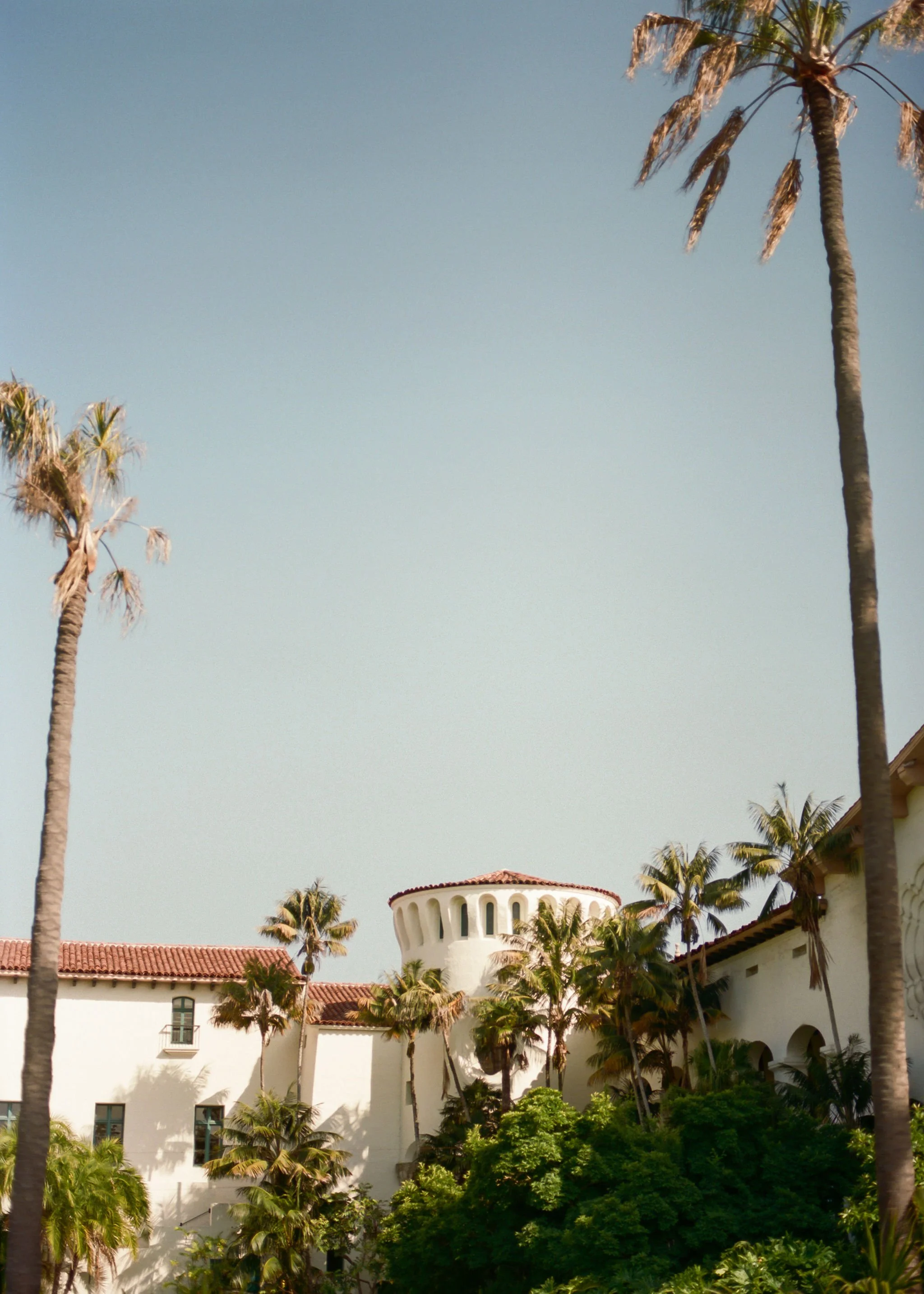 Santa-Barbara-Court-House-Wedding-002.jpg