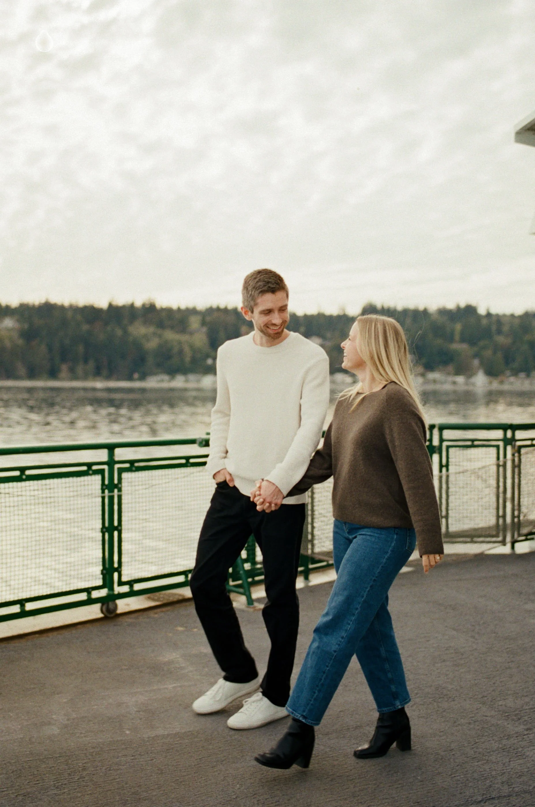 Whidbey-Island-Engagement-Session-039.jpg