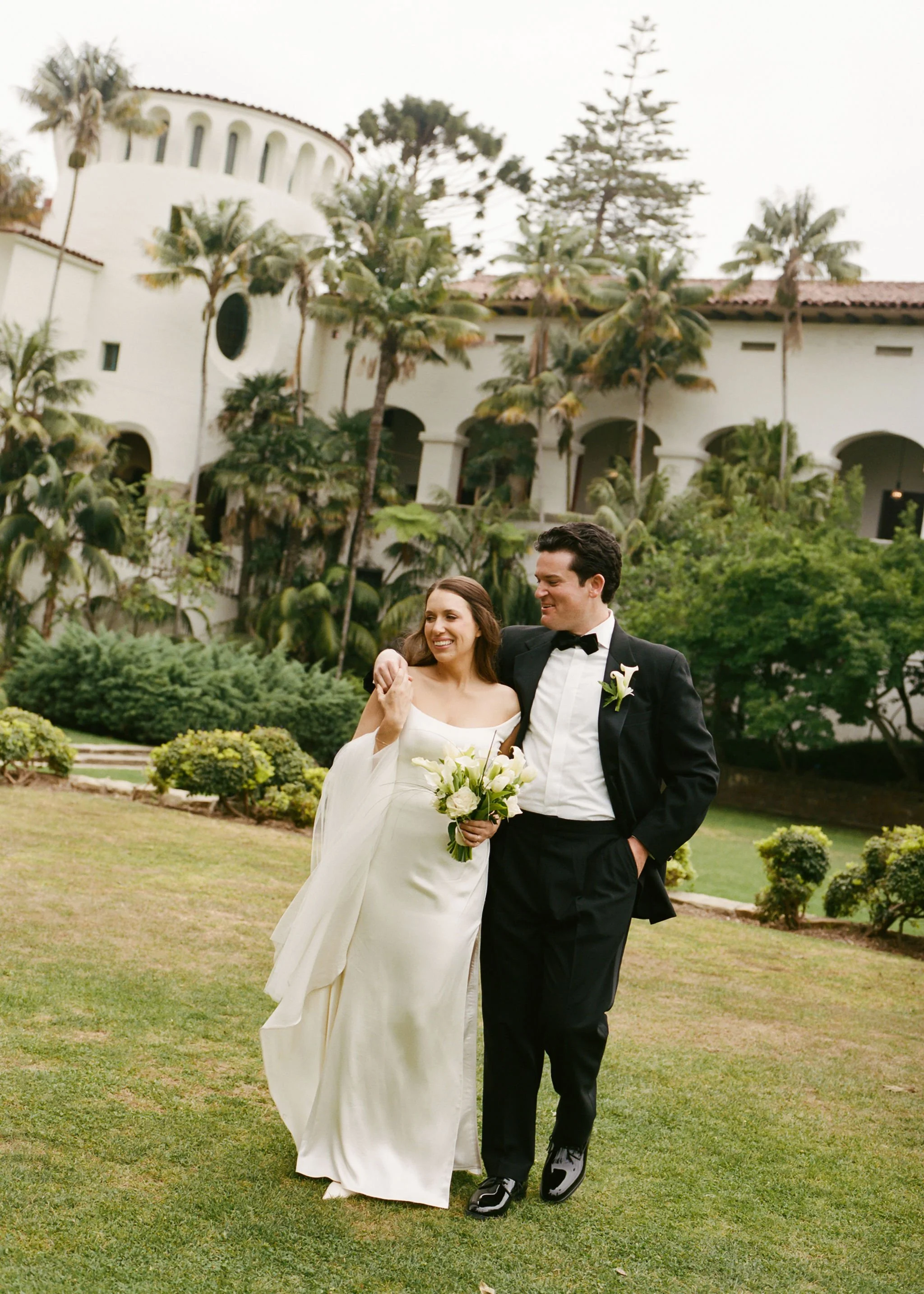 Santa-Barbara-Court-House-Wedding-007.jpg