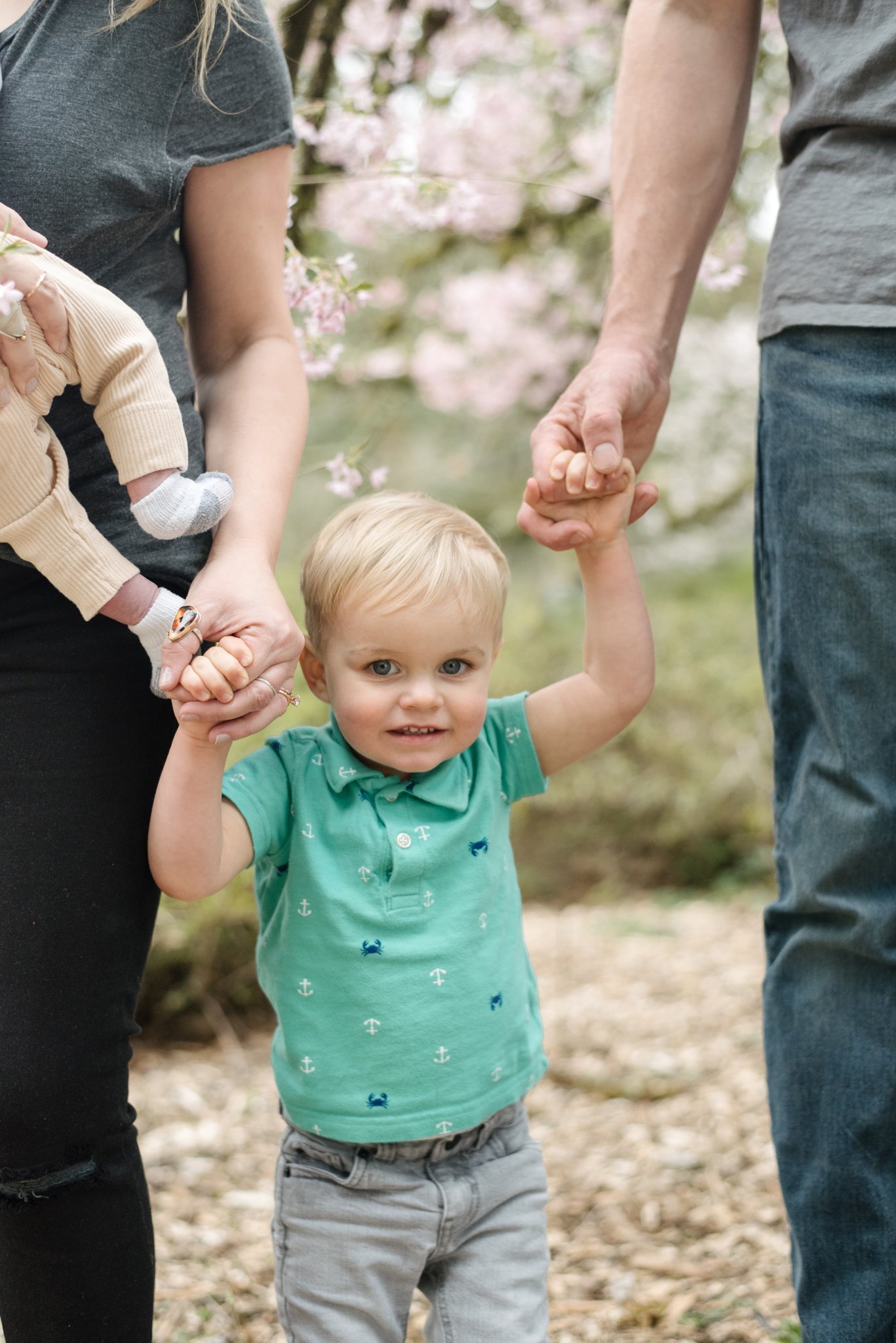 Seattle-Mini-Sessions-Cherry-Blossoms-NYC-3.jpg
