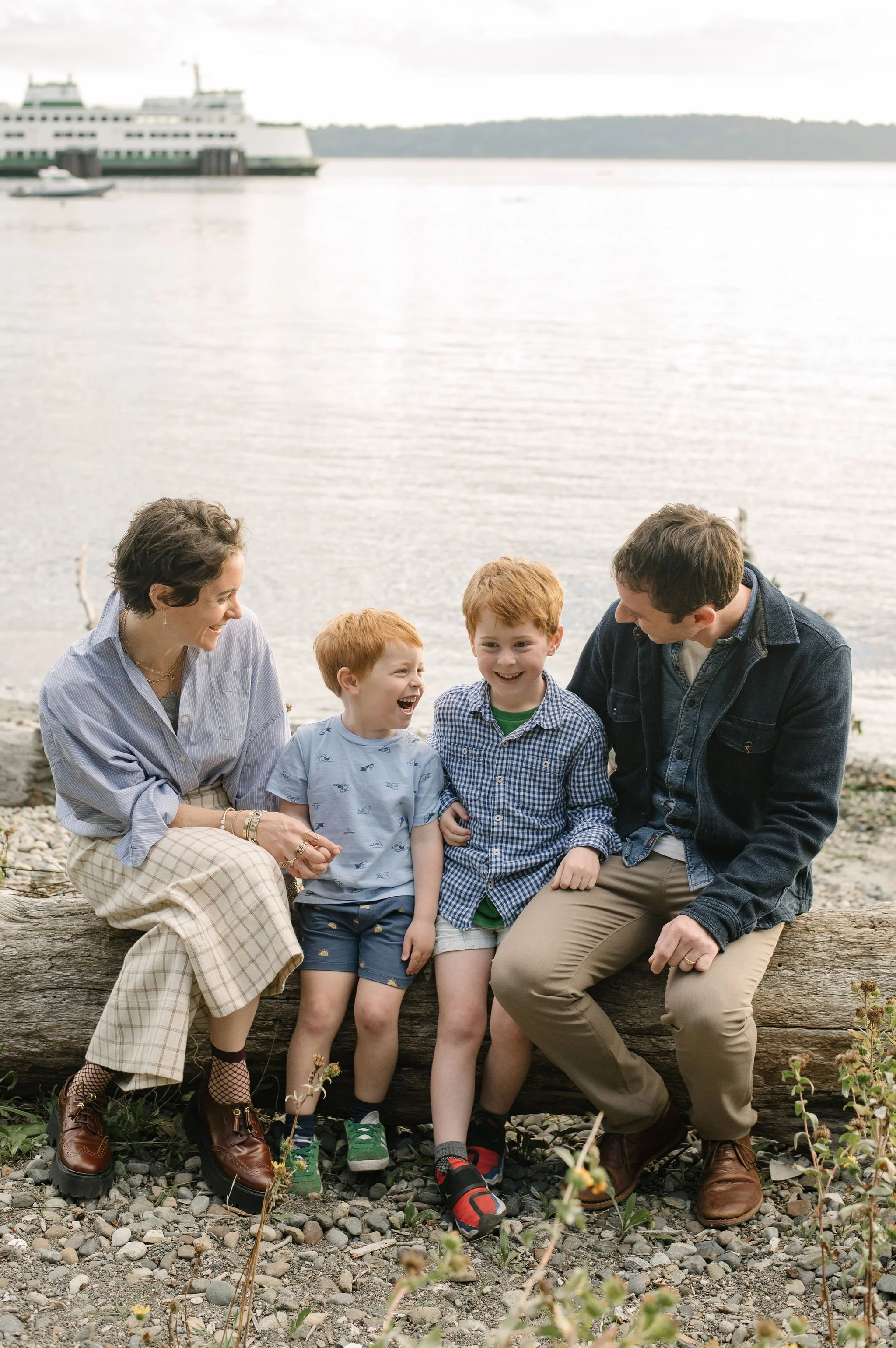 Fall-2024-Mini-Sessions-003.jpg