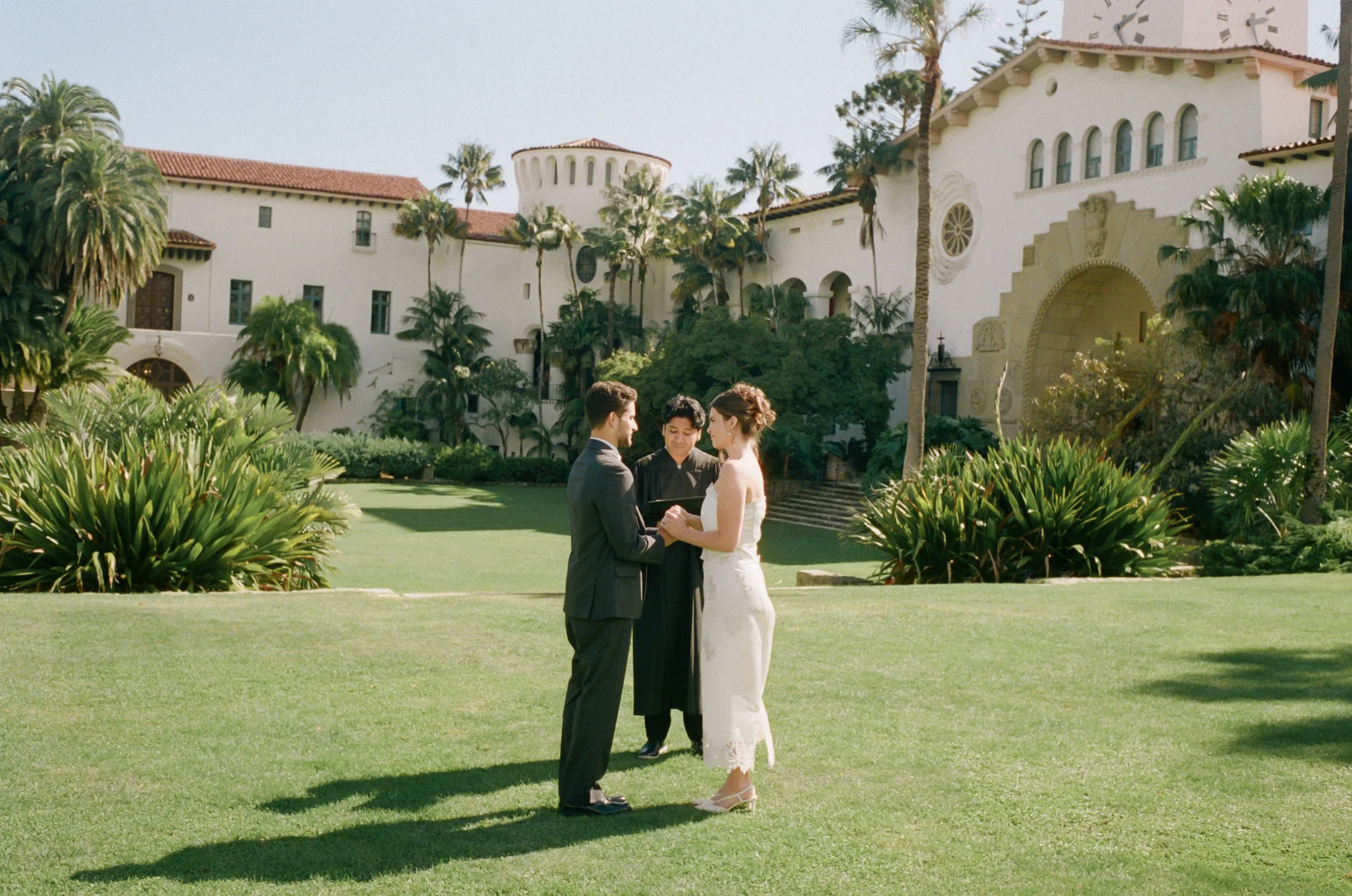 Santa-Barbara-Courthouse-Elopement-008.jpg