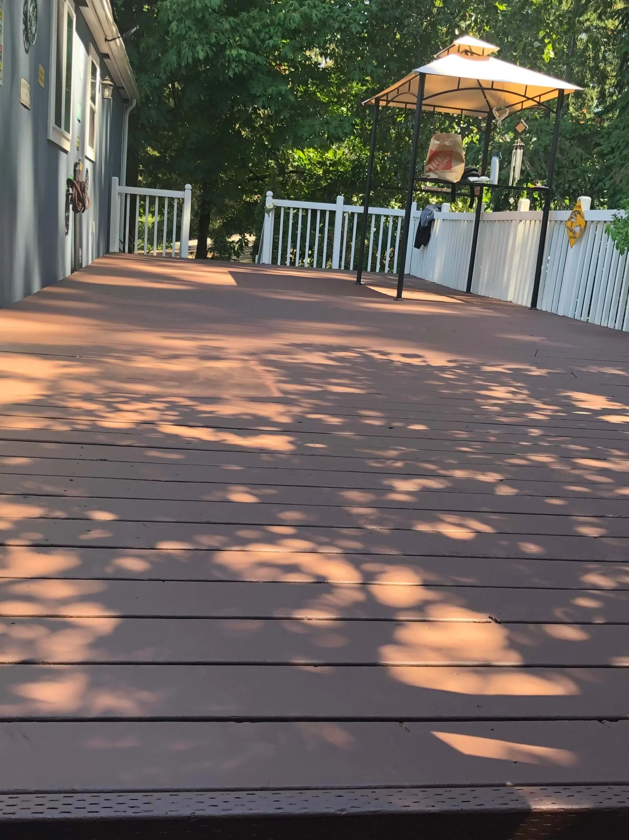 Cabot-woodcare-restored-deck.jpg