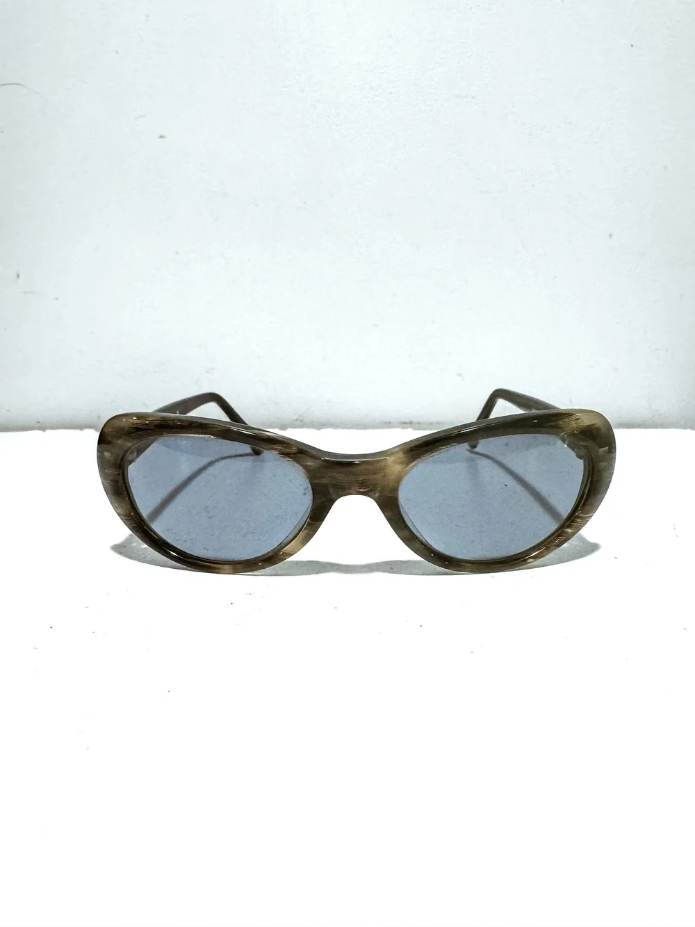 Tommy Hilfiger Grey Tortoise Shell Sunglasses — myrtle and mo 