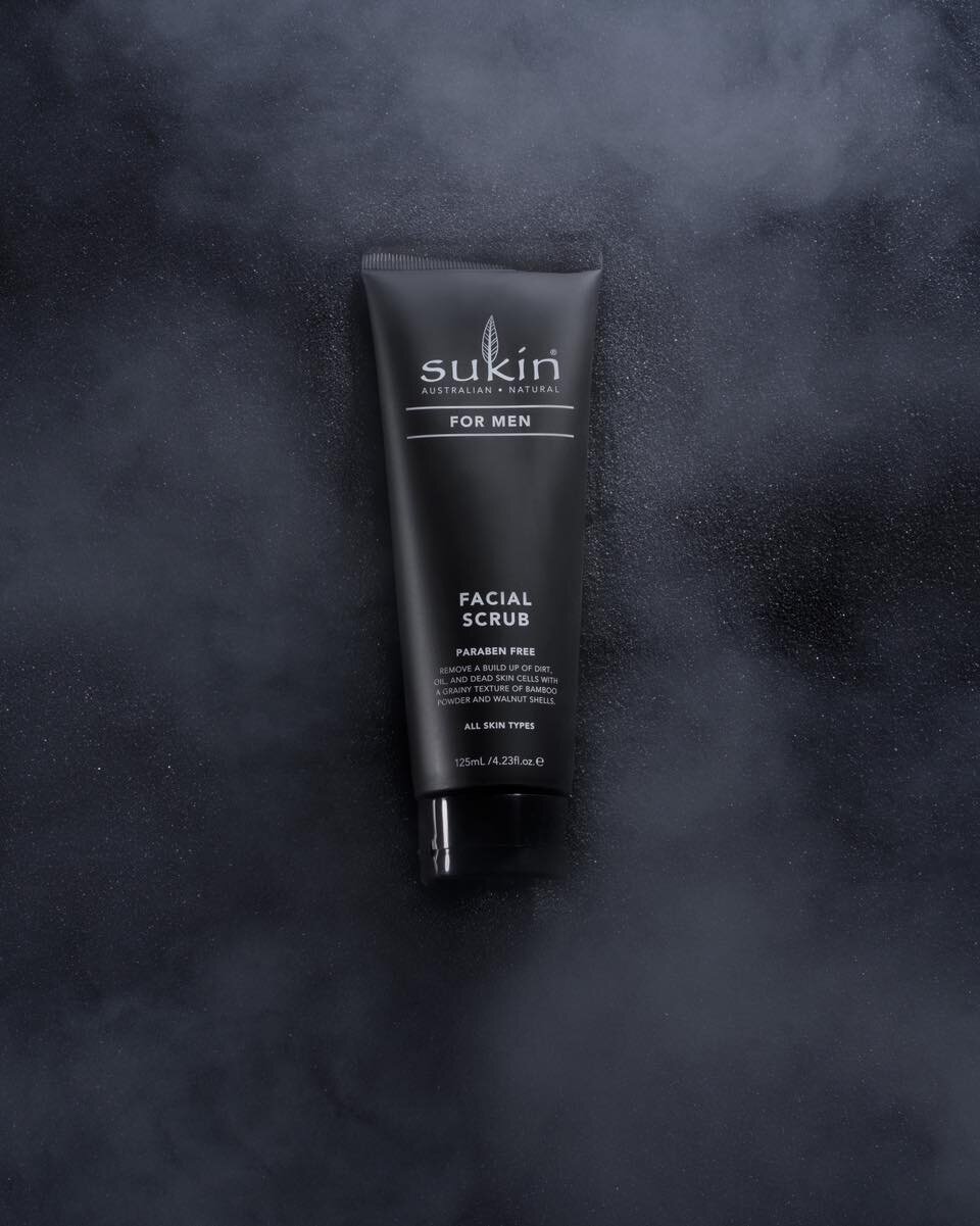 Working on some creative concepts with this #sukin Facial Scrub for Men. Which one do you prefer?🤔

#beauty  #skincare #skincareproducts #photography #productphotography #studiophotography