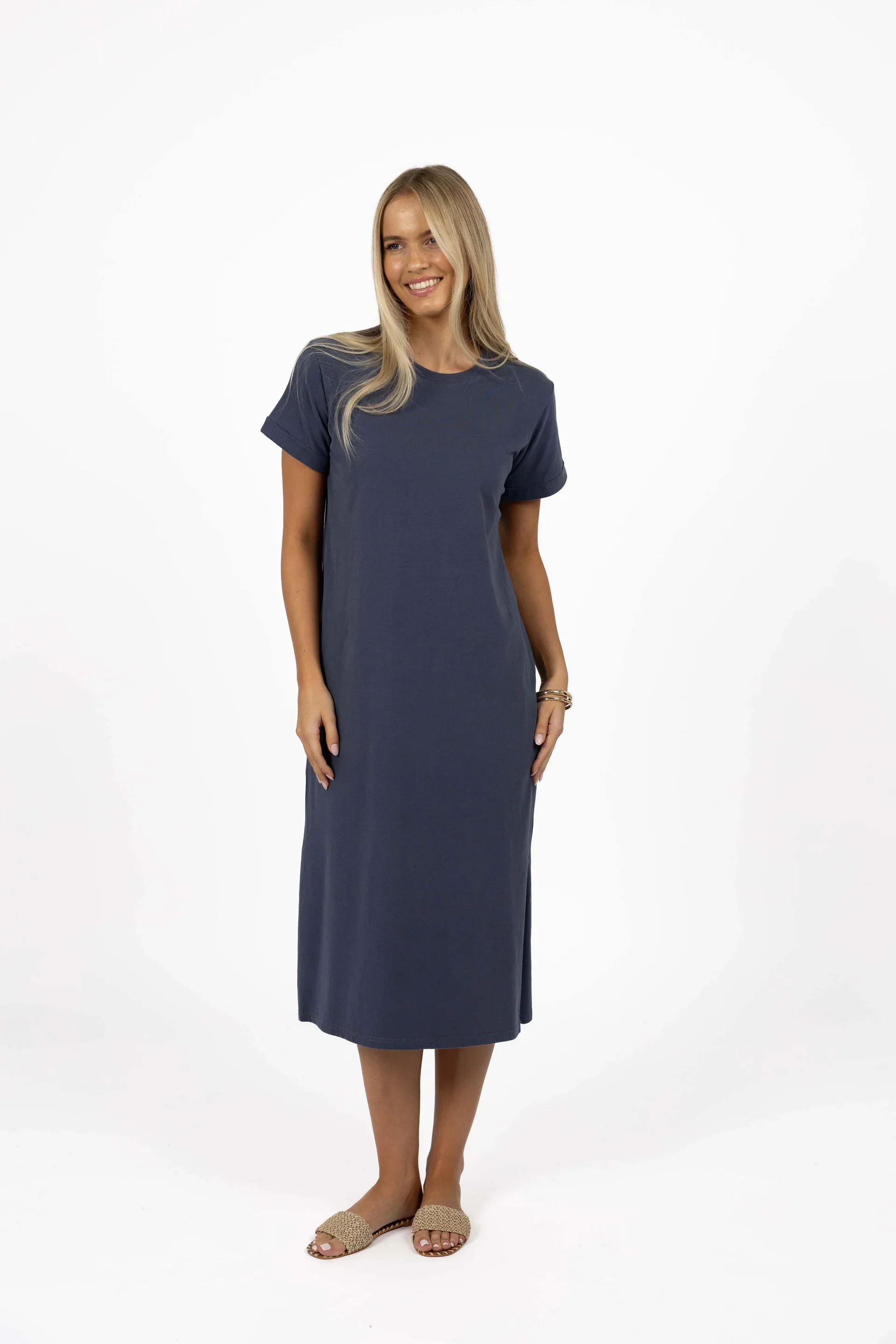 HS25246-PROFILEDRESS-STEEL_1.webp