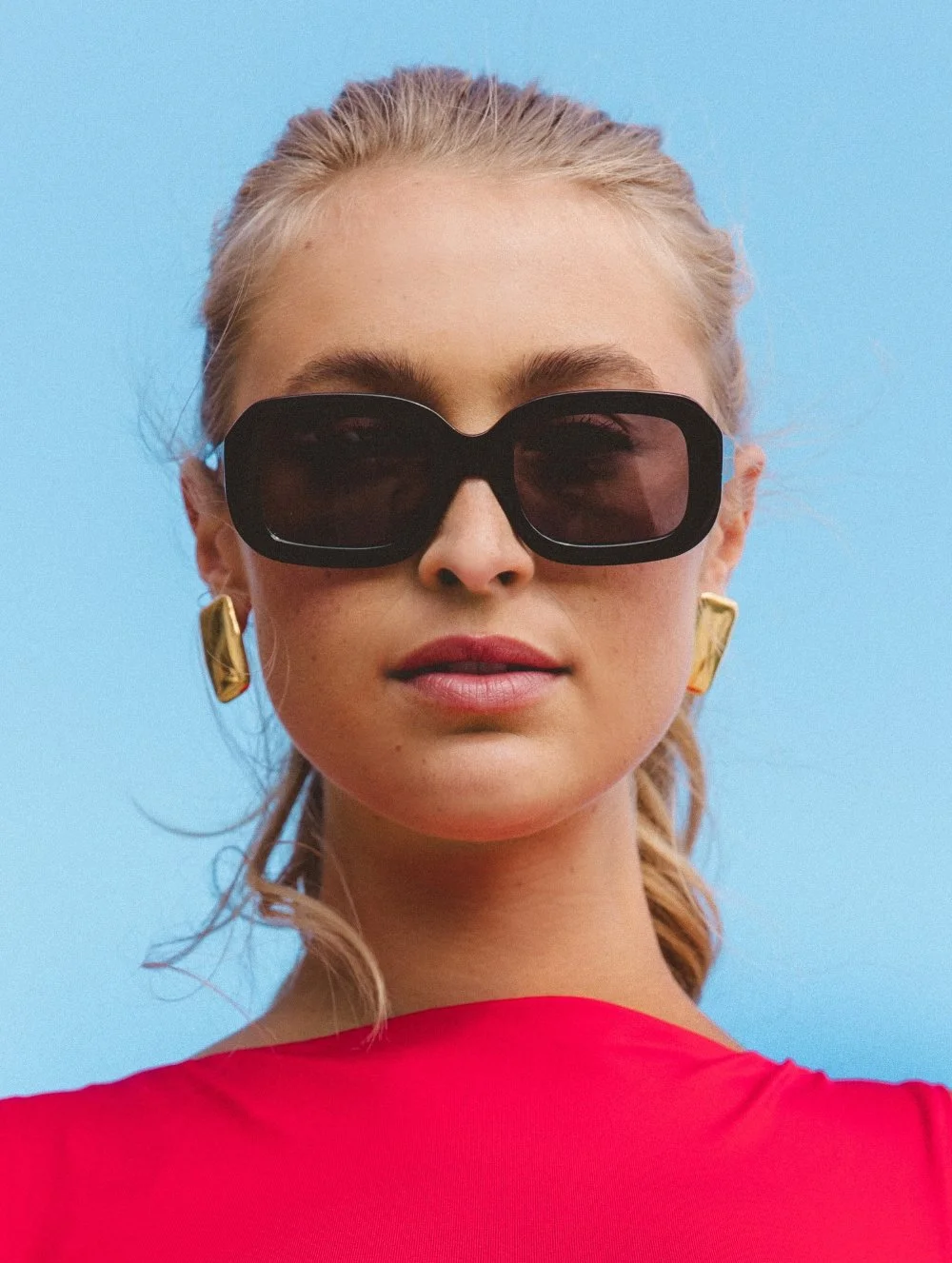 Rae-Black.jpg