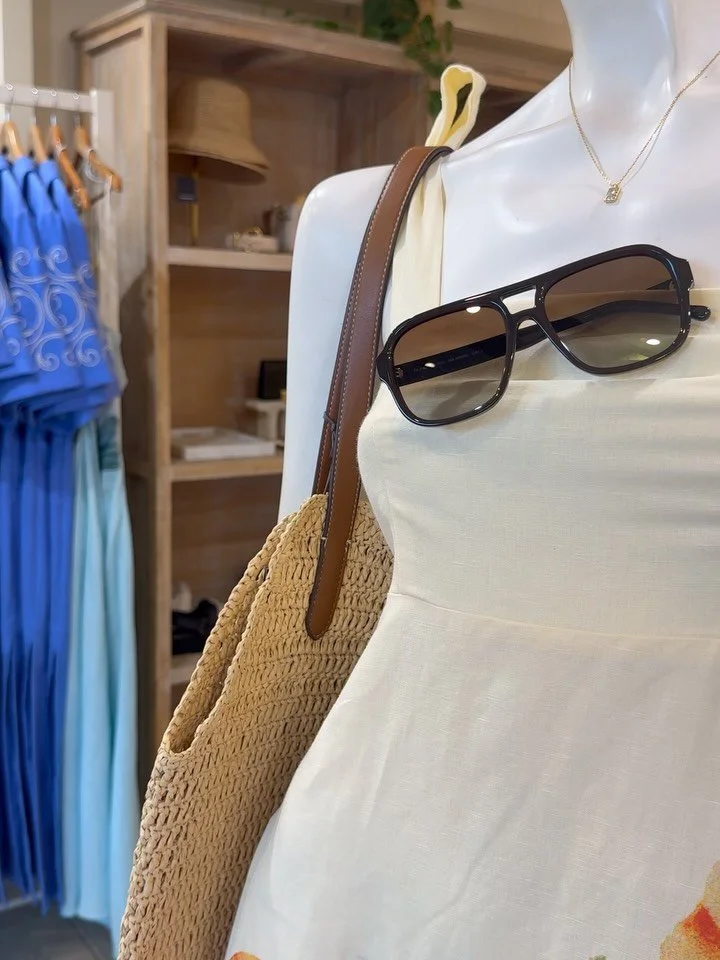 Snap shots of the boutique 🌺

#tshinta #portdouglas