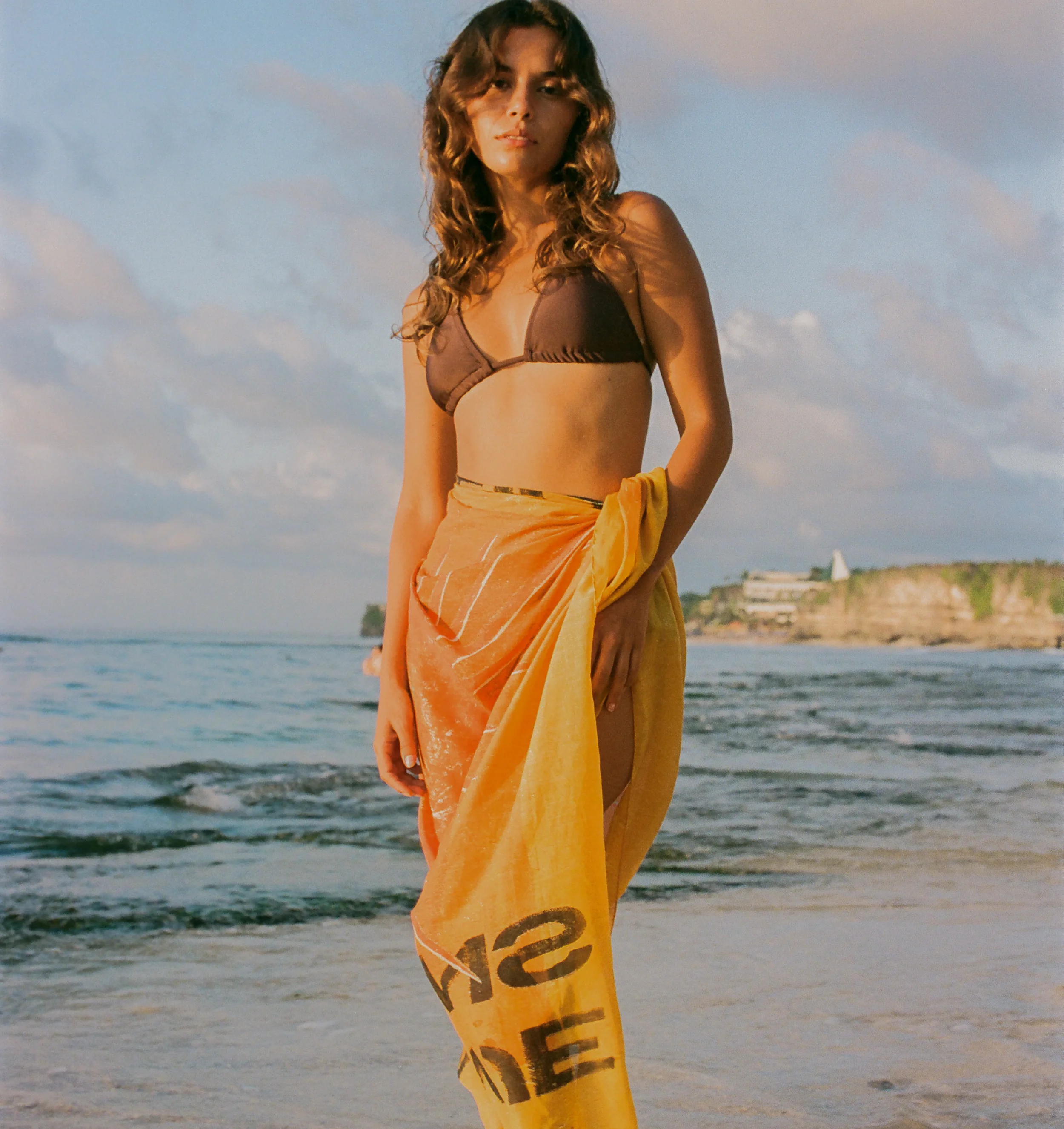 24_Atlas_HolidayWear_PacificSun_Sarong_3.webp