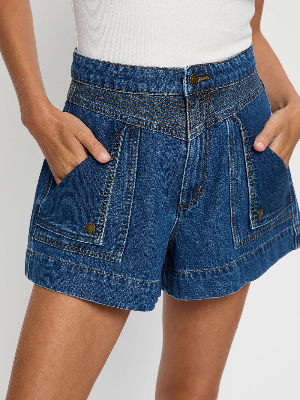 Celene-Short-Indigo-RS-05_KIVARO.webp